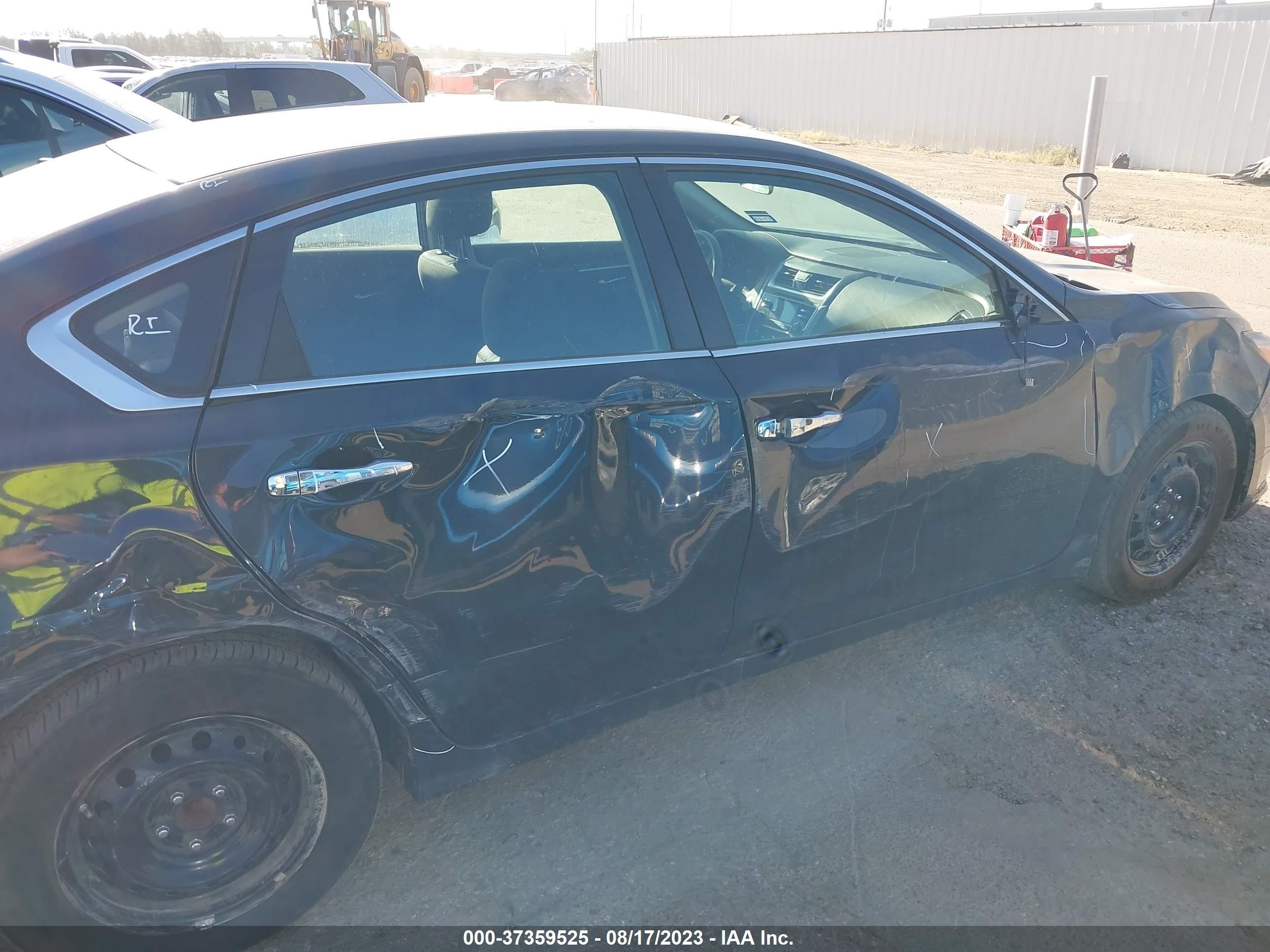 Photo 5 VIN: 1N4AL3AP4JC259895 - NISSAN ALTIMA 