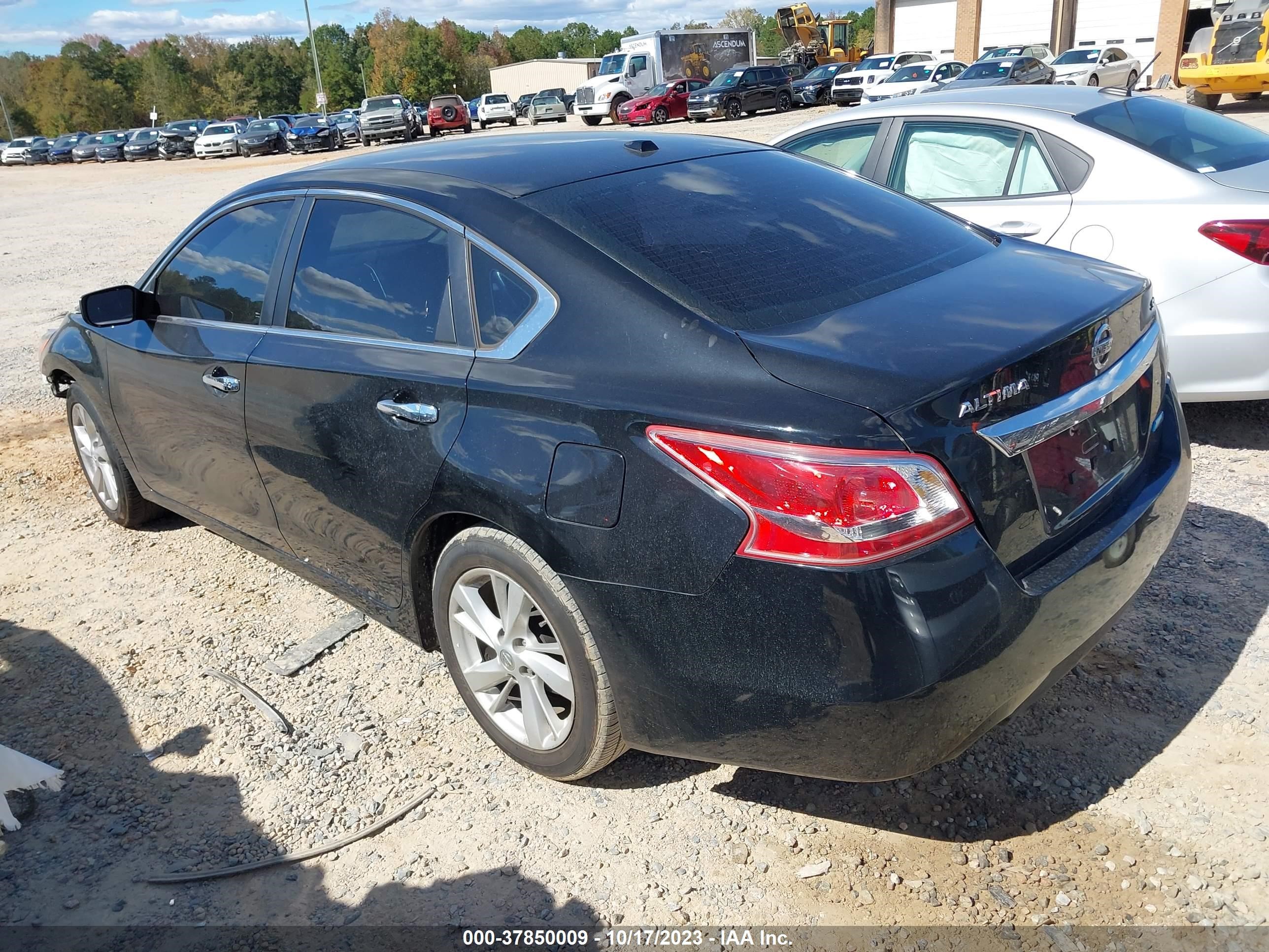 Photo 2 VIN: 1N4AL3AP5DC100081 - NISSAN ALTIMA 