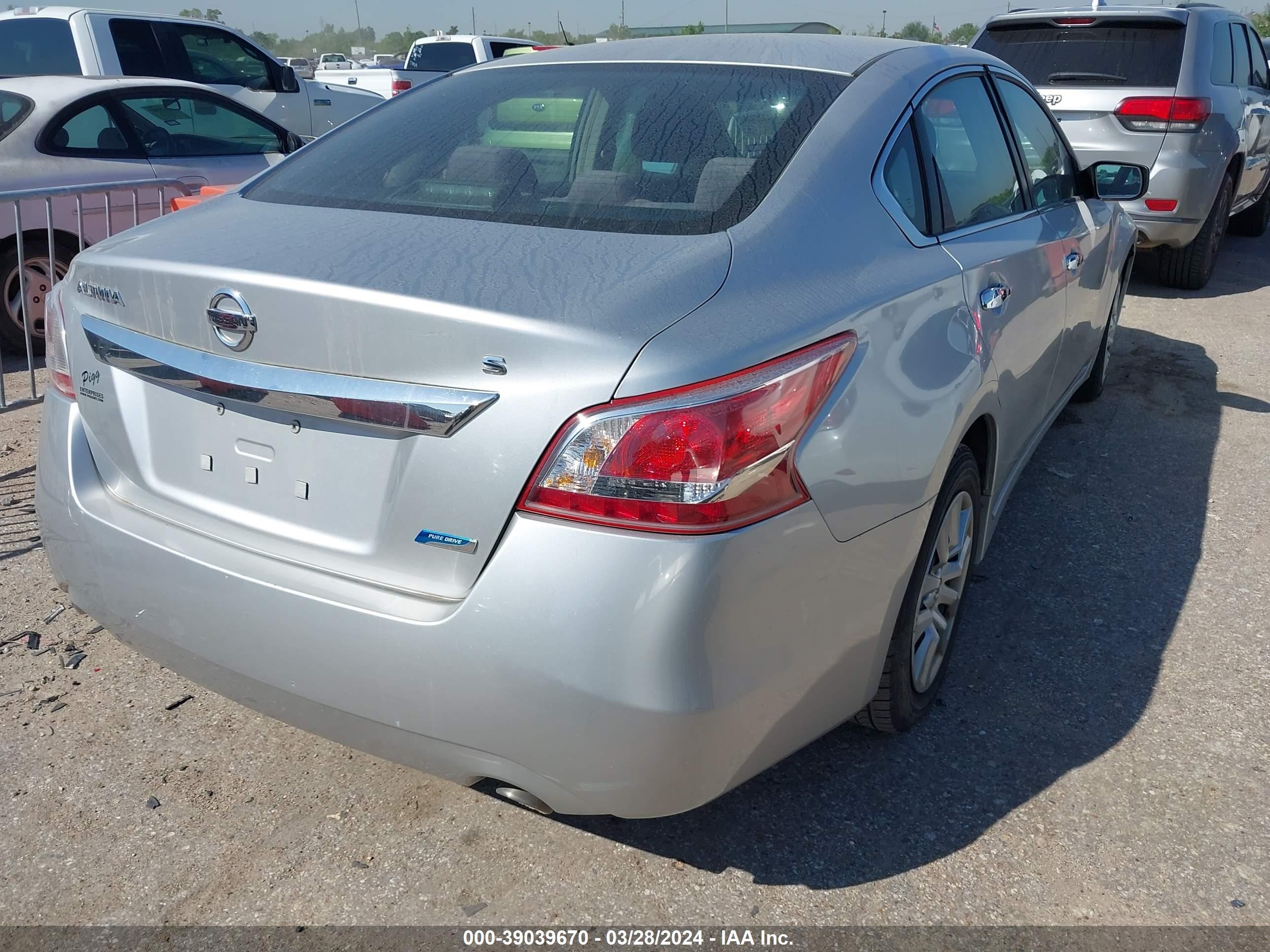 Photo 3 VIN: 1N4AL3AP5DC156795 - NISSAN ALTIMA 