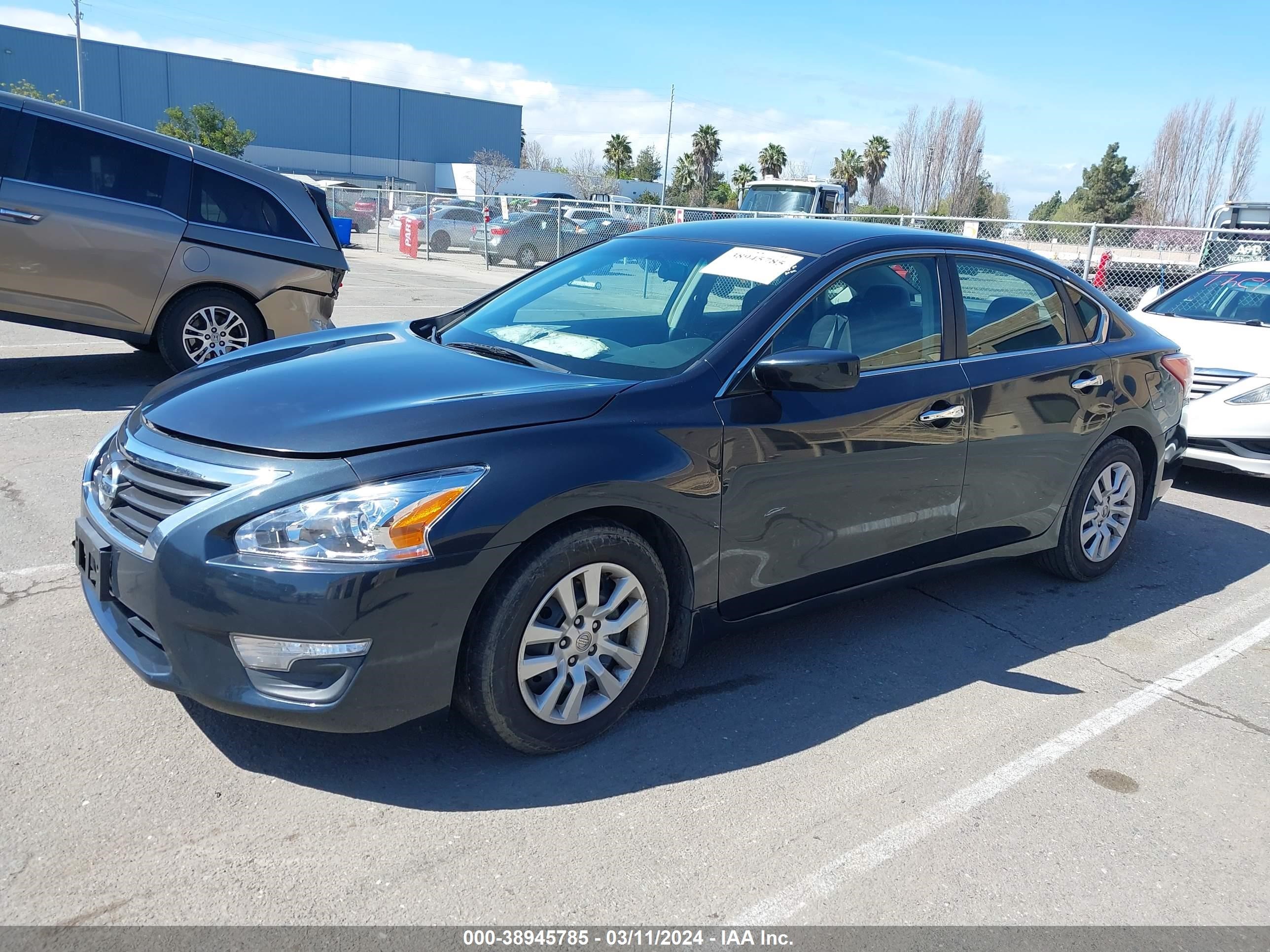 Photo 1 VIN: 1N4AL3AP5DC210175 - NISSAN ALTIMA 