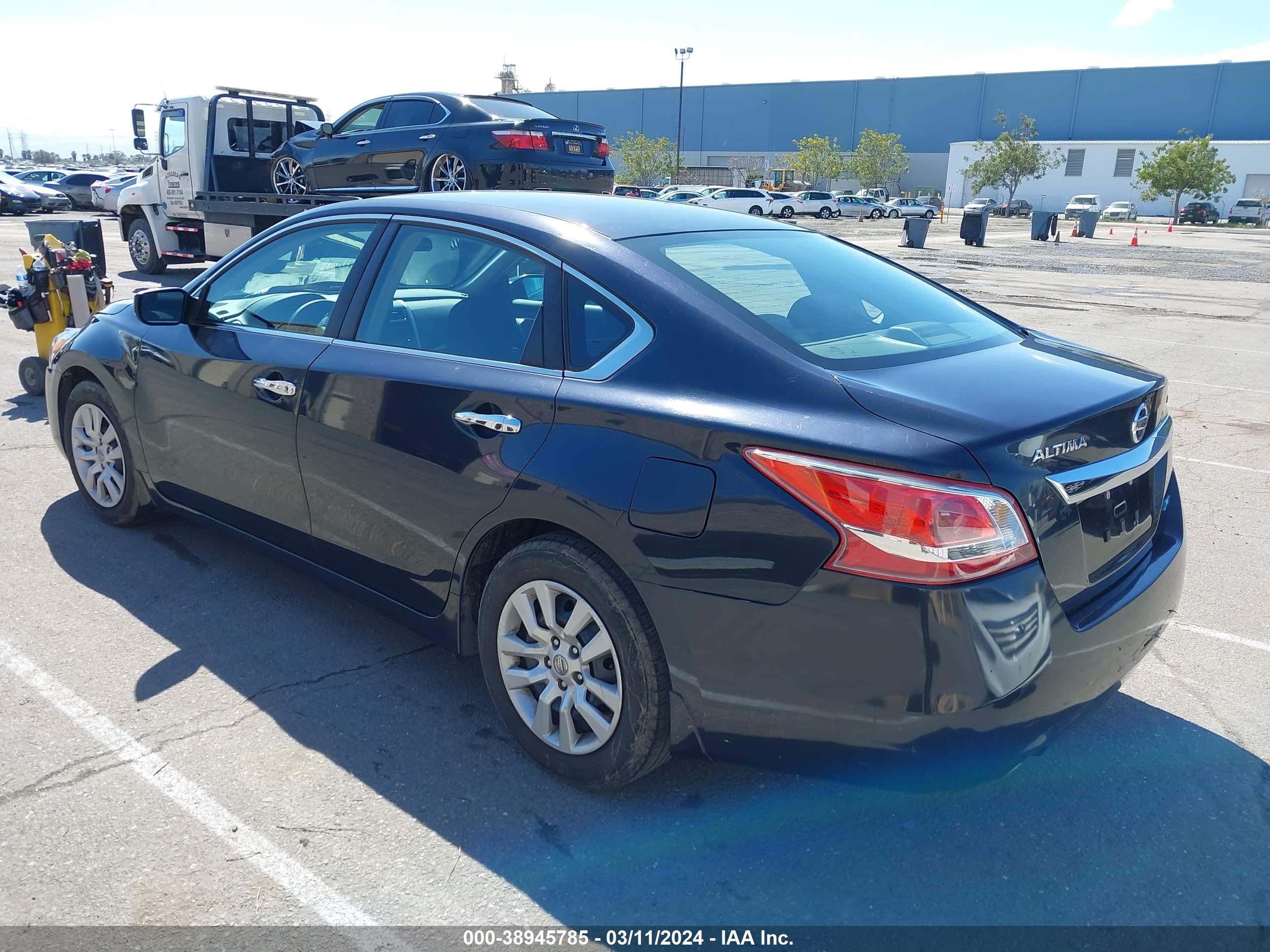 Photo 2 VIN: 1N4AL3AP5DC210175 - NISSAN ALTIMA 