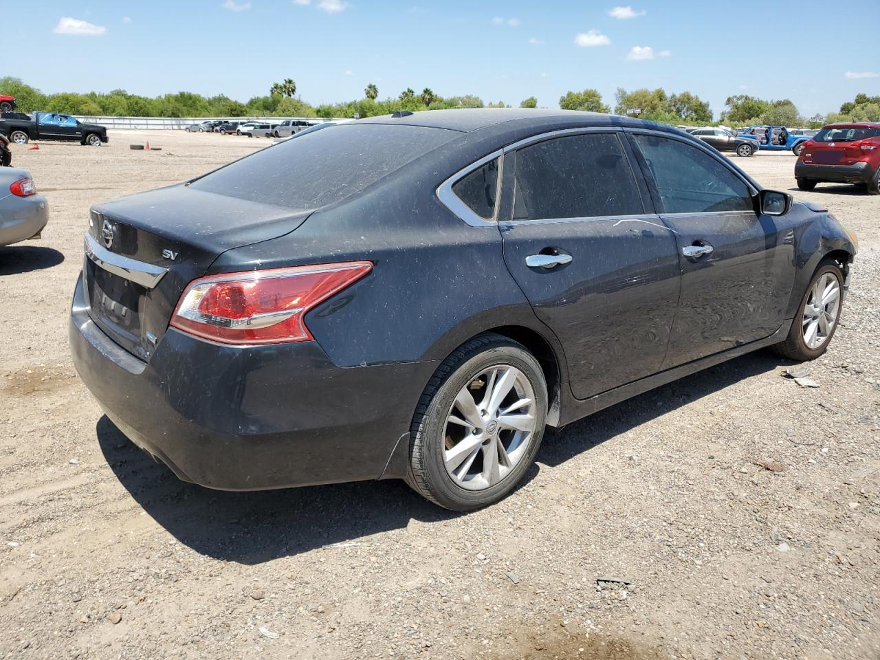 Photo 2 VIN: 1N4AL3AP5DC285247 - NISSAN ALTIMA 