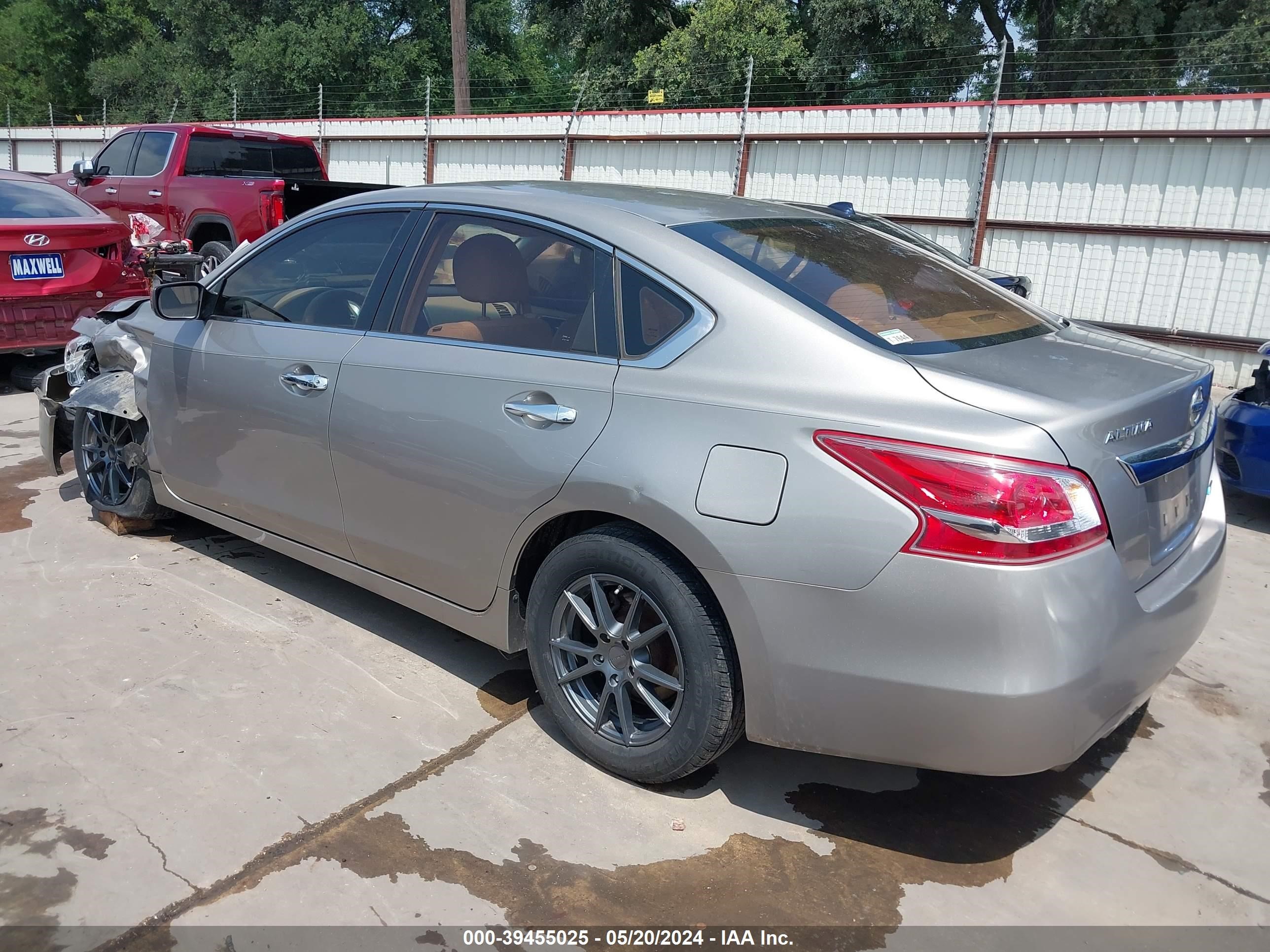 Photo 2 VIN: 1N4AL3AP5DC901352 - NISSAN ALTIMA 