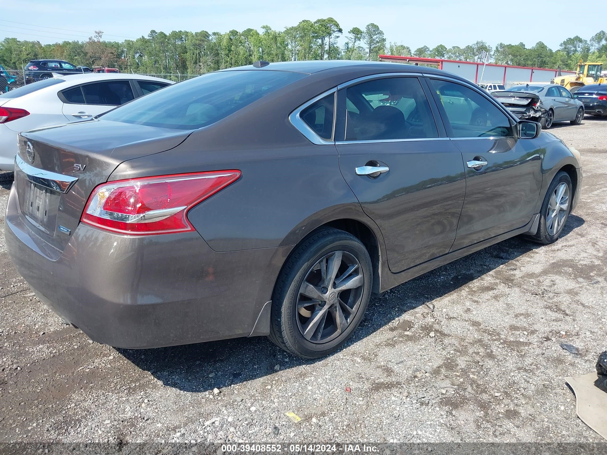 Photo 3 VIN: 1N4AL3AP5DN470242 - NISSAN ALTIMA 