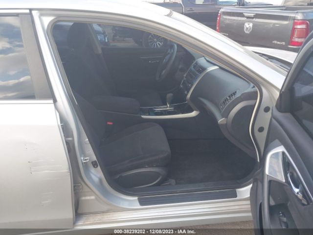 Photo 4 VIN: 1N4AL3AP5DN470953 - NISSAN ALTIMA 