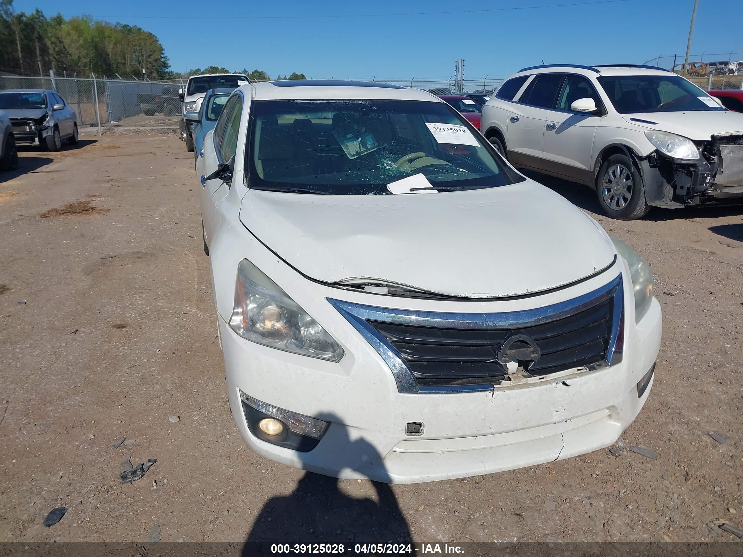 Photo 5 VIN: 1N4AL3AP5DN516135 - NISSAN ALTIMA 