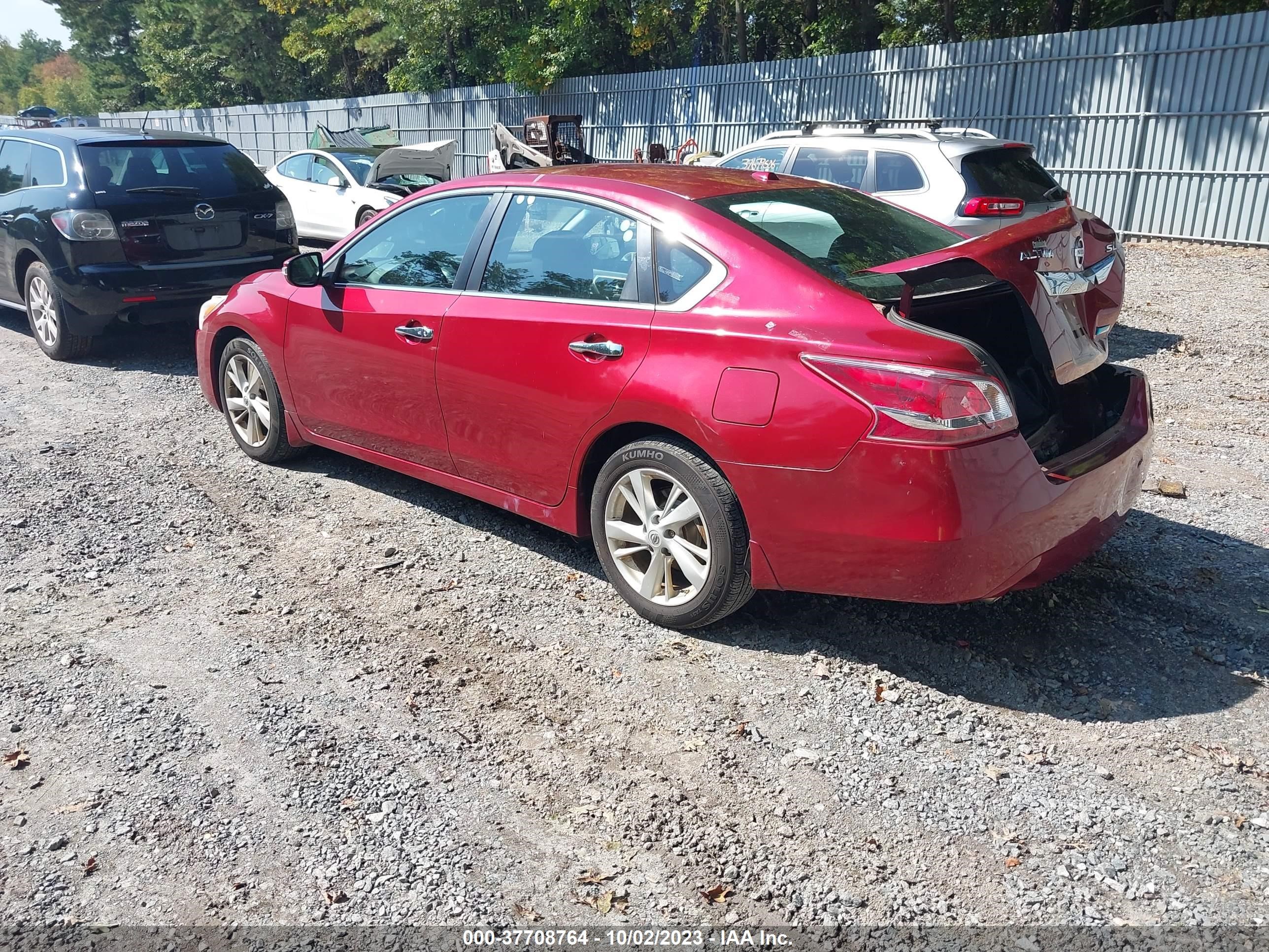 Photo 2 VIN: 1N4AL3AP5DN588940 - NISSAN ALTIMA 