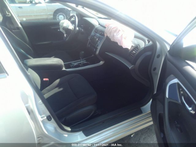 Photo 4 VIN: 1N4AL3AP5EC143918 - NISSAN ALTIMA 