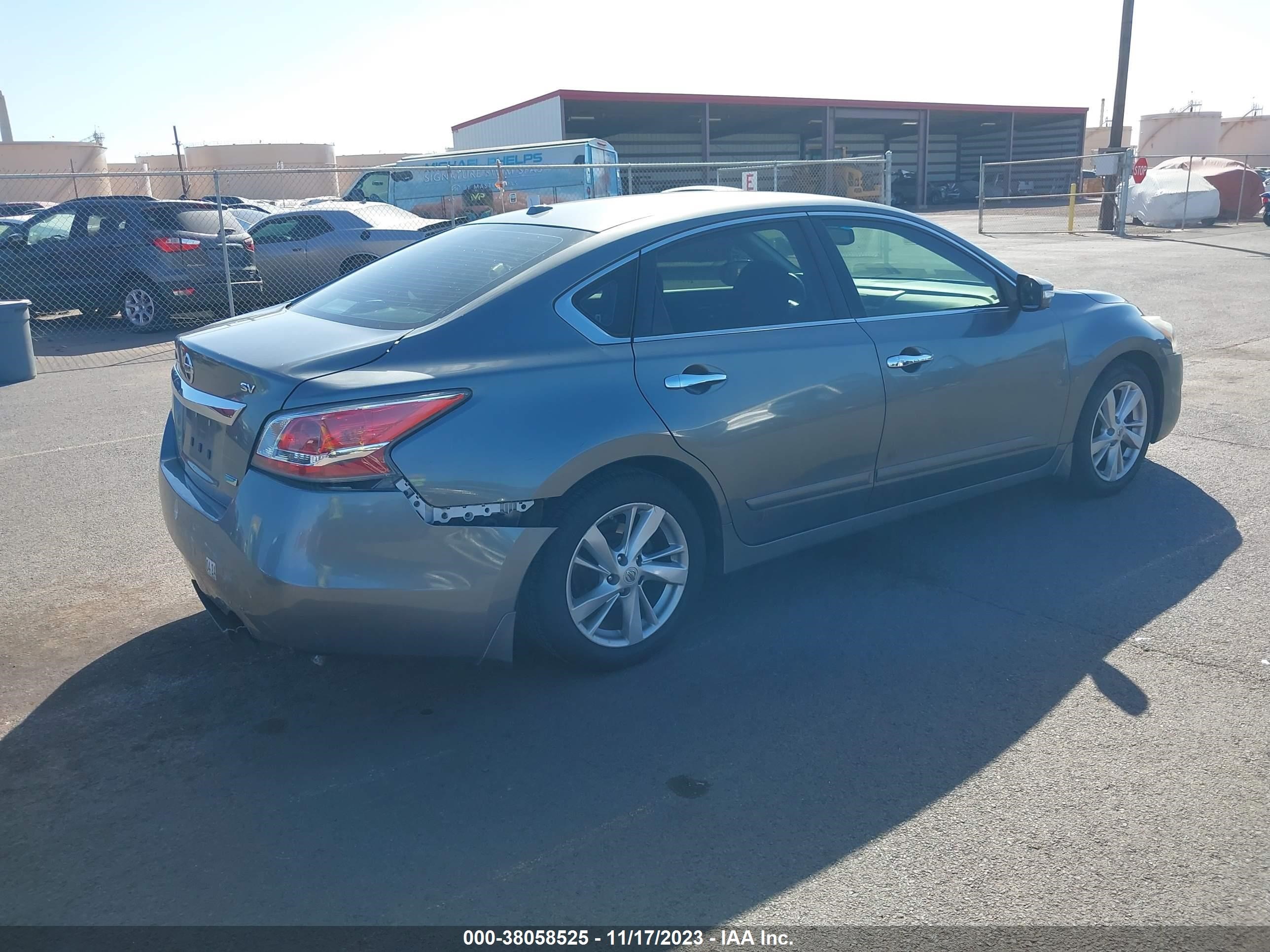 Photo 3 VIN: 1N4AL3AP5EC201929 - NISSAN ALTIMA 