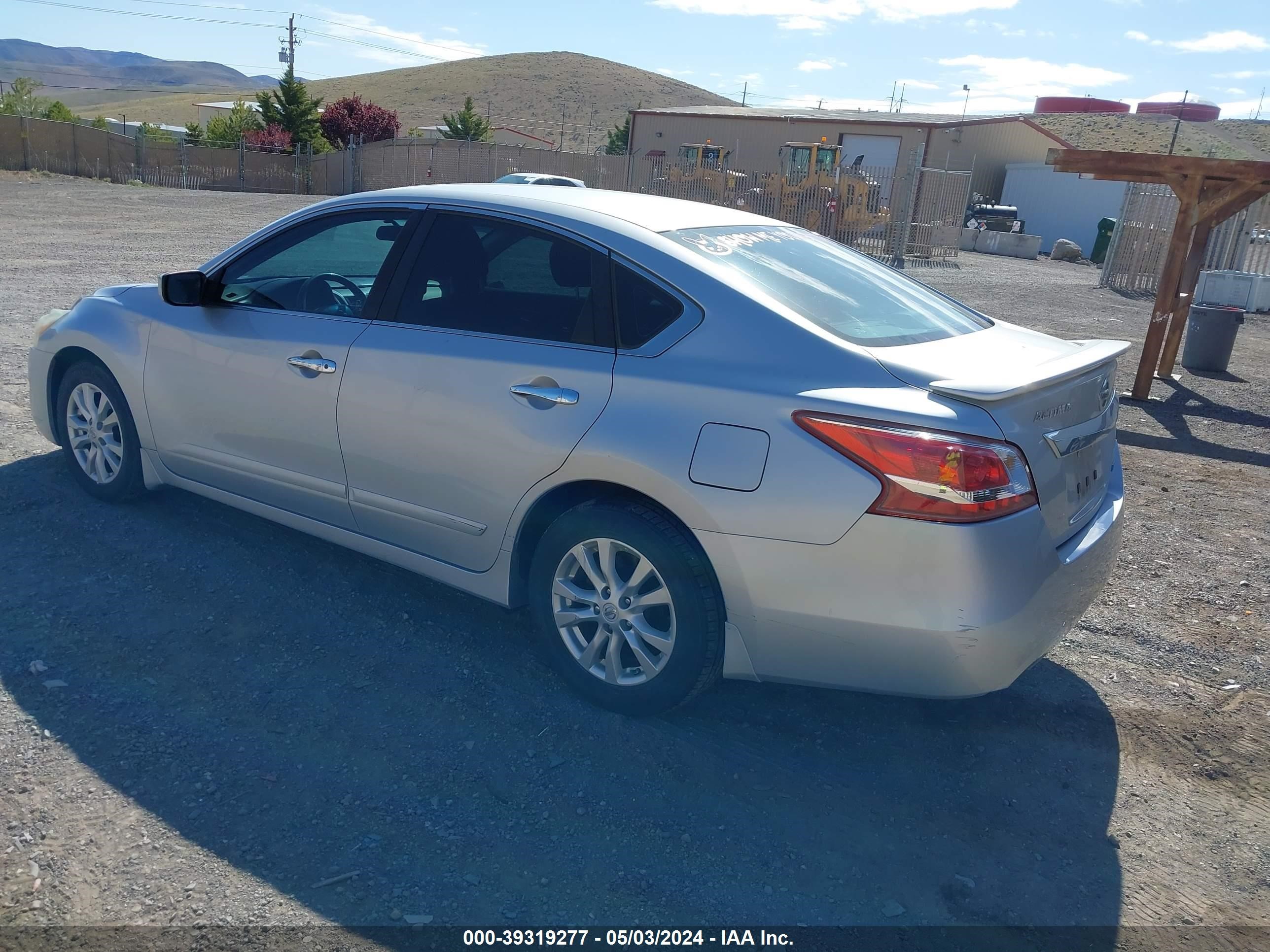 Photo 2 VIN: 1N4AL3AP5EC264657 - NISSAN ALTIMA 