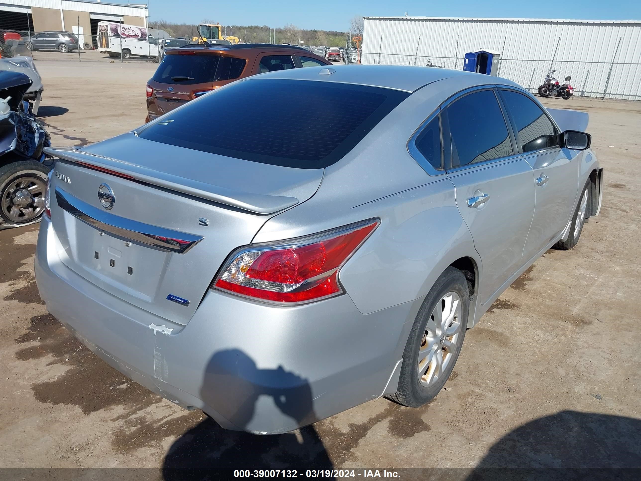 Photo 3 VIN: 1N4AL3AP5EC418235 - NISSAN ALTIMA 