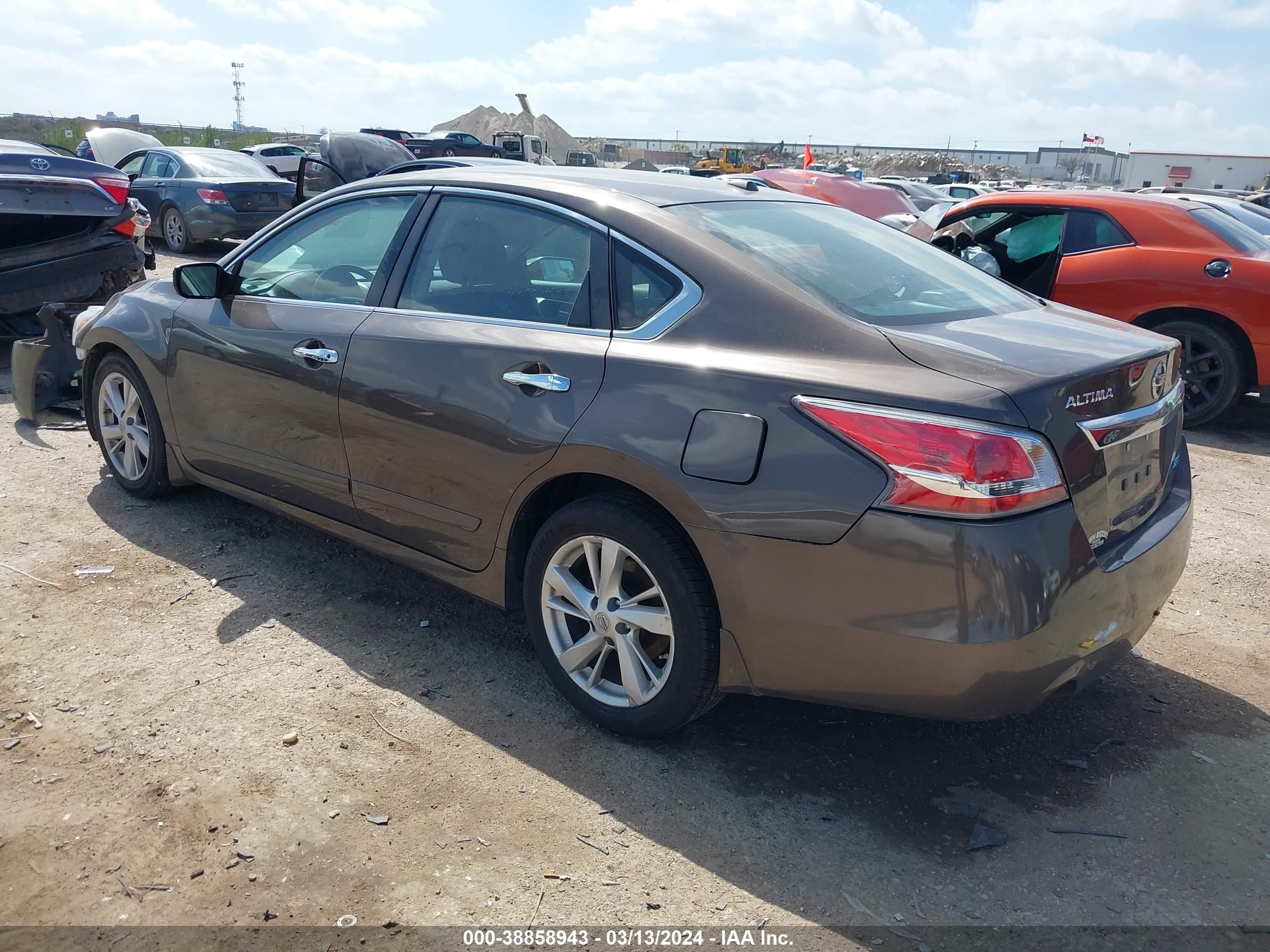 Photo 2 VIN: 1N4AL3AP5EC427064 - NISSAN ALTIMA 