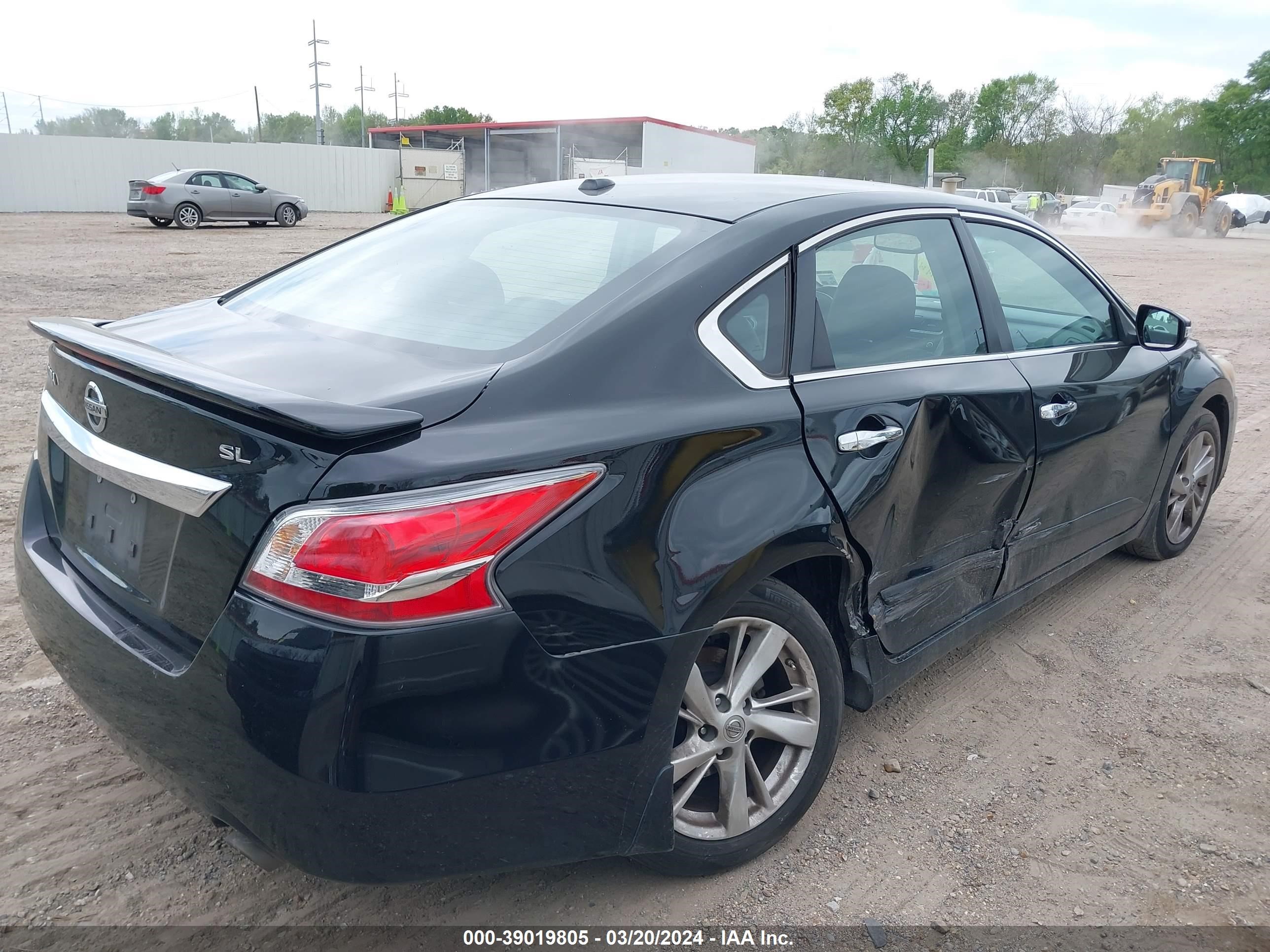 Photo 5 VIN: 1N4AL3AP5FC255894 - NISSAN ALTIMA 