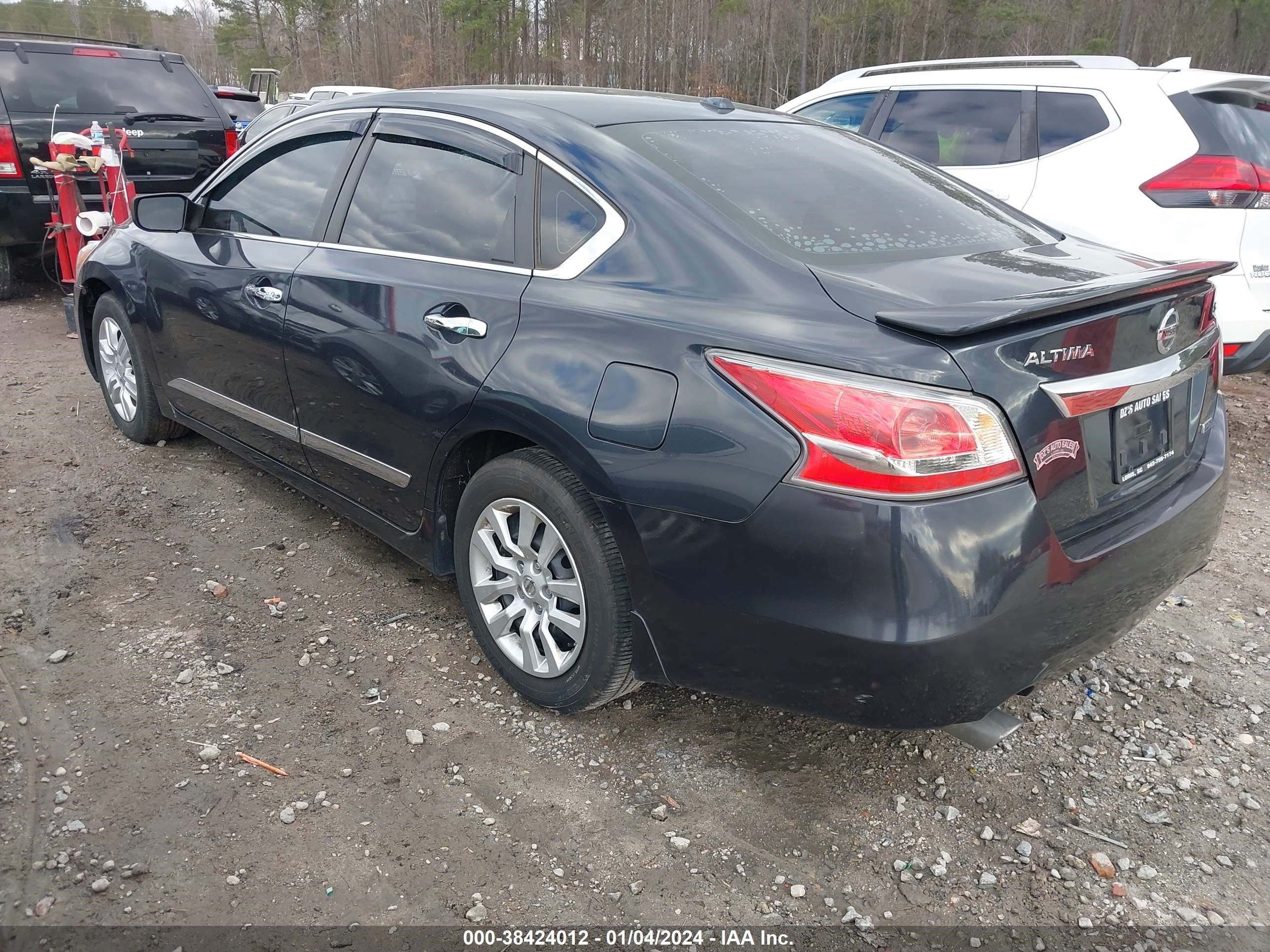 Photo 2 VIN: 1N4AL3AP5FC470109 - NISSAN ALTIMA 