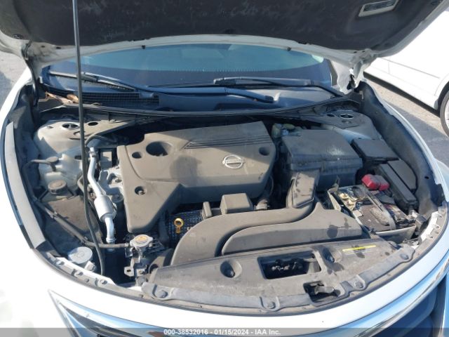 Photo 9 VIN: 1N4AL3AP5FN318917 - NISSAN ALTIMA 