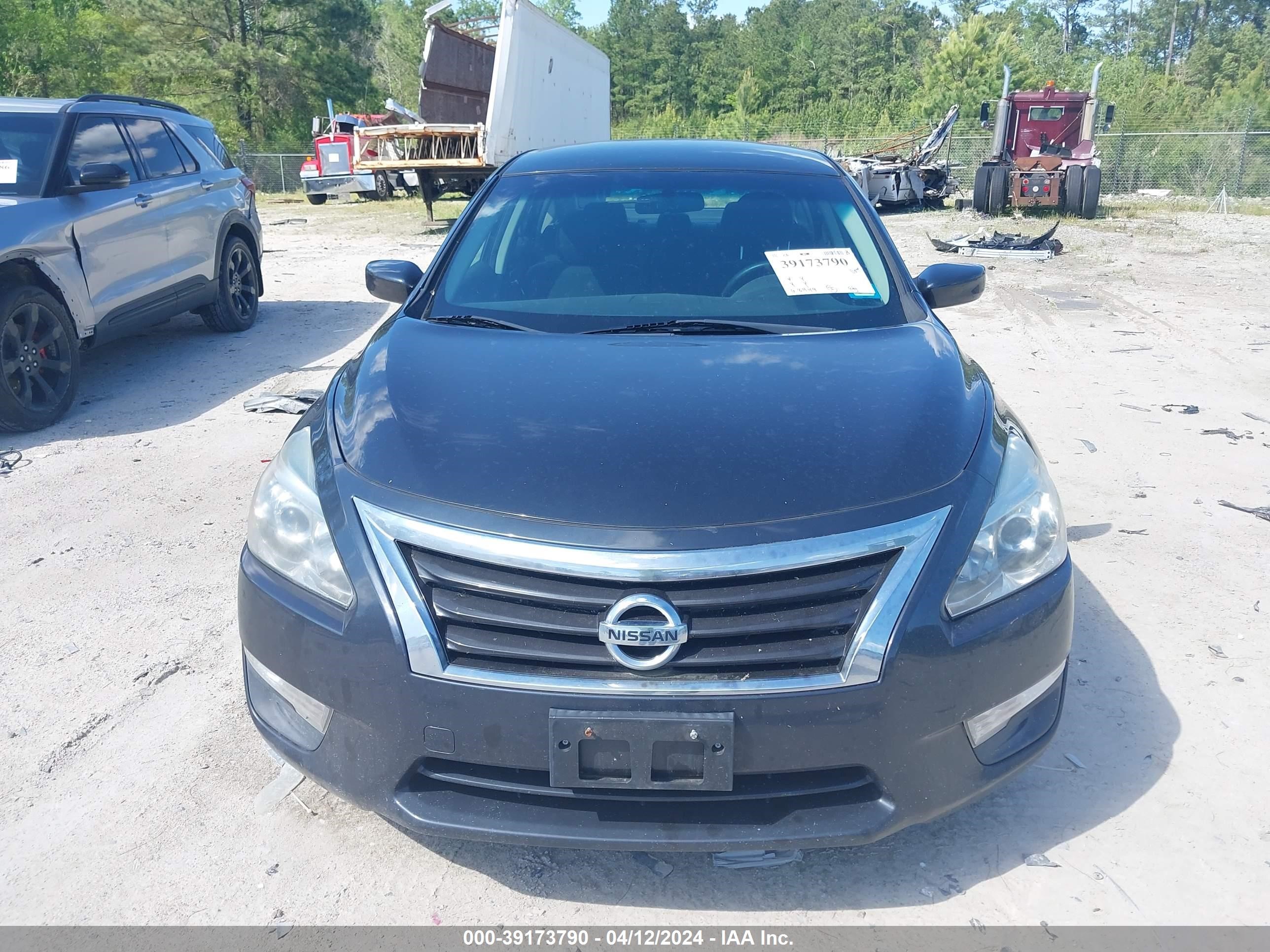 Photo 11 VIN: 1N4AL3AP5FN389499 - NISSAN ALTIMA 