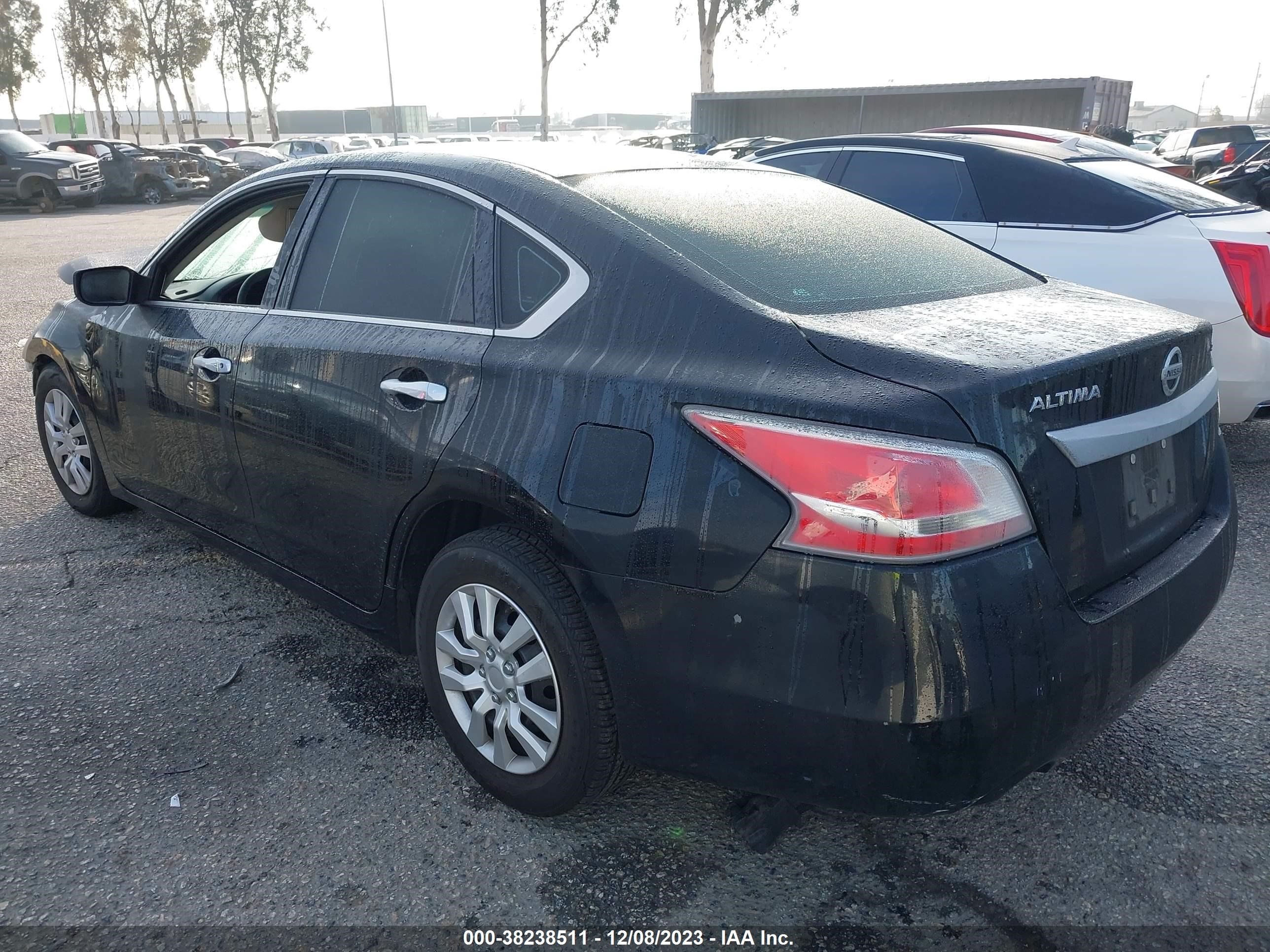 Photo 2 VIN: 1N4AL3AP5FN863371 - NISSAN ALTIMA 