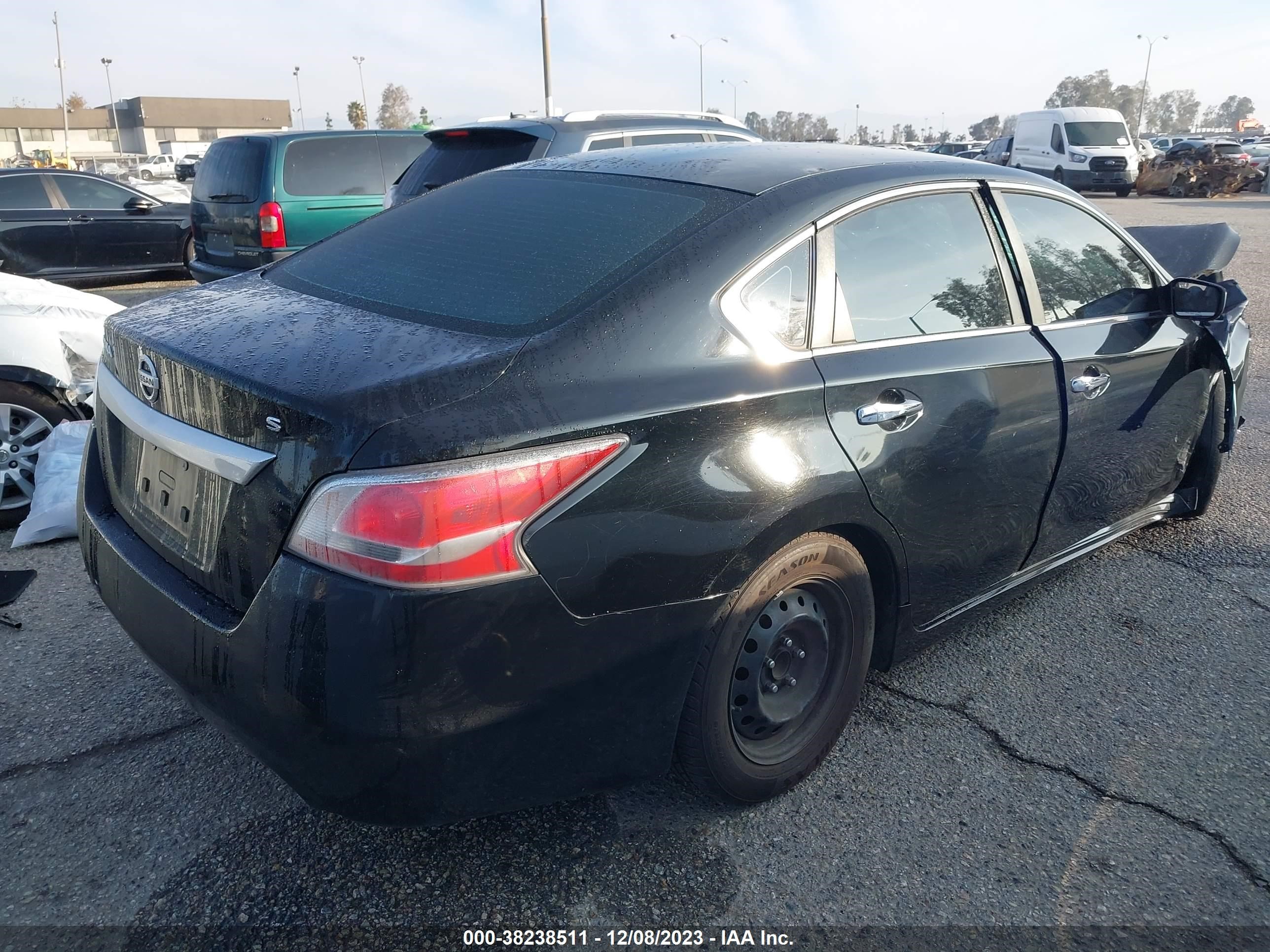 Photo 3 VIN: 1N4AL3AP5FN863371 - NISSAN ALTIMA 