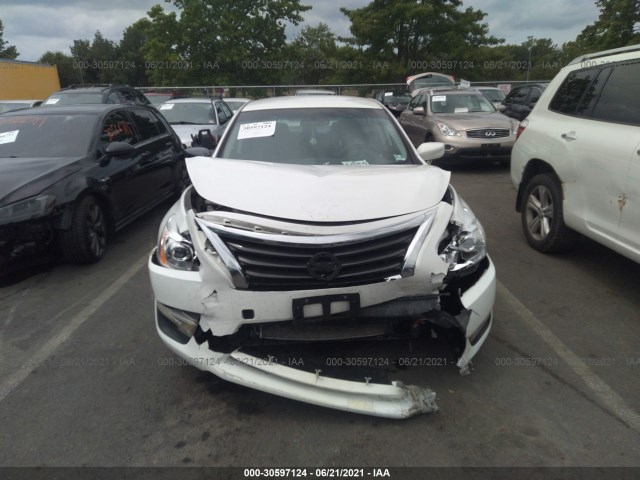 Photo 5 VIN: 1N4AL3AP5FN921429 - NISSAN ALTIMA 