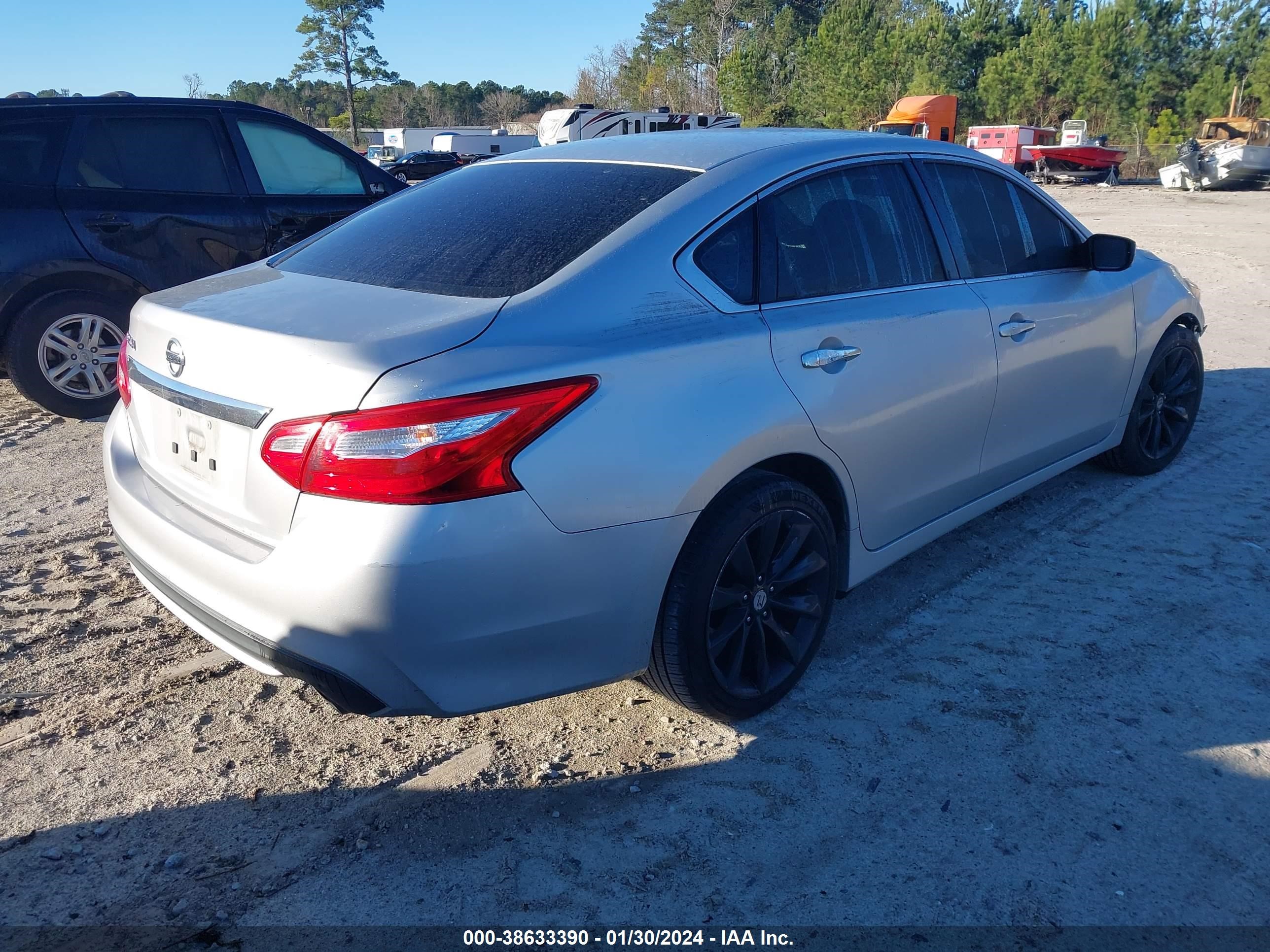 Photo 3 VIN: 1N4AL3AP5GC171916 - NISSAN ALTIMA 