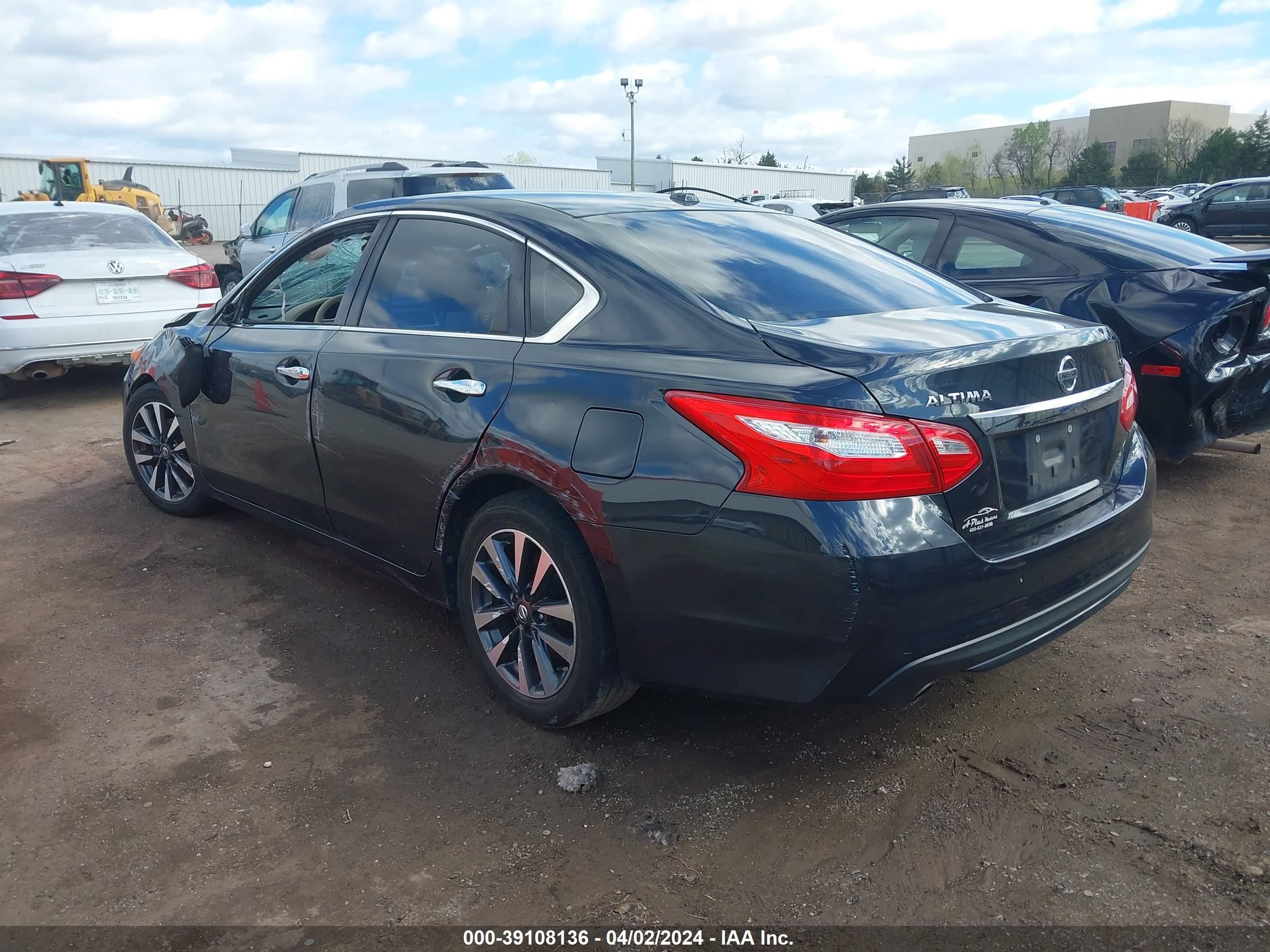 Photo 2 VIN: 1N4AL3AP5GC225652 - NISSAN ALTIMA 