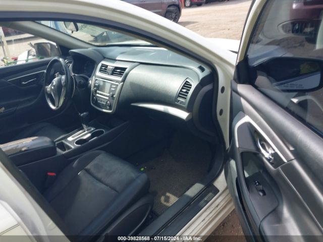 Photo 4 VIN: 1N4AL3AP5HC155068 - NISSAN ALTIMA 