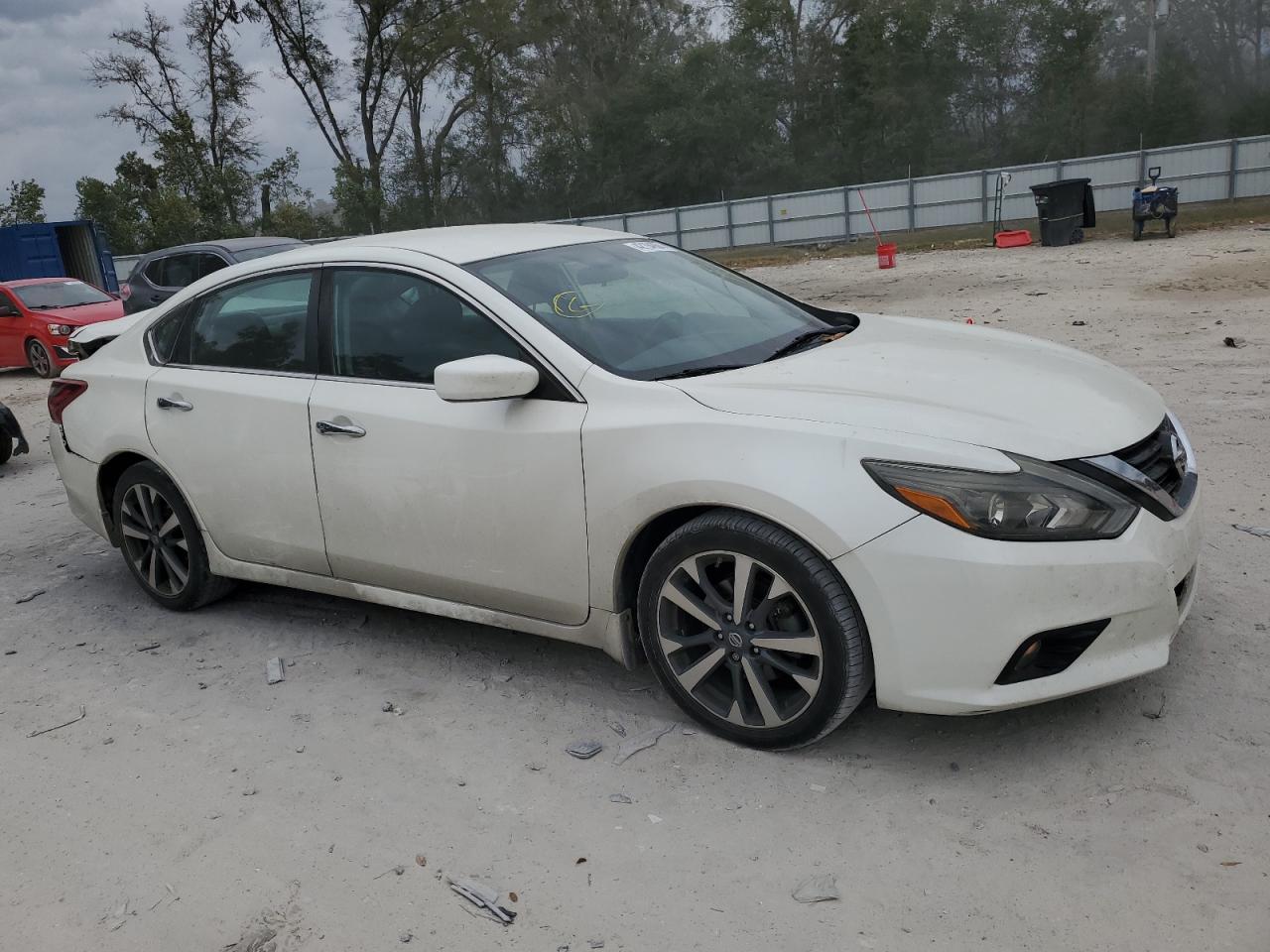 Photo 3 VIN: 1N4AL3AP5HC158665 - NISSAN ALTIMA 