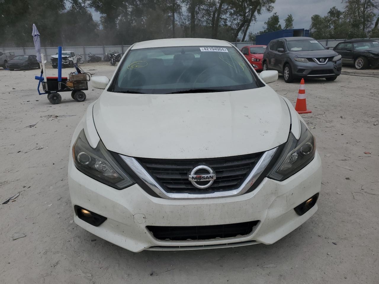 Photo 4 VIN: 1N4AL3AP5HC158665 - NISSAN ALTIMA 