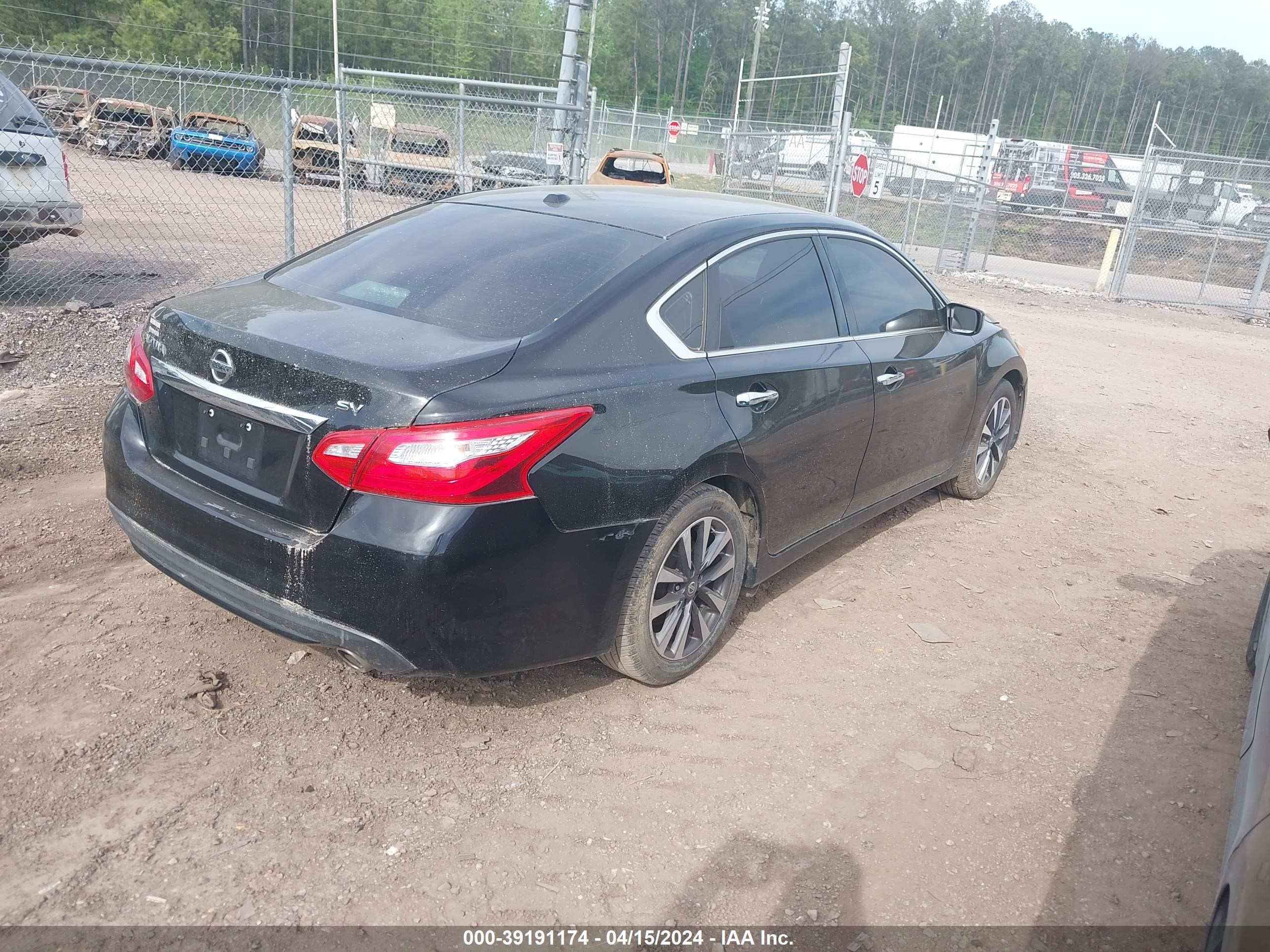 Photo 3 VIN: 1N4AL3AP5HC171058 - NISSAN ALTIMA 