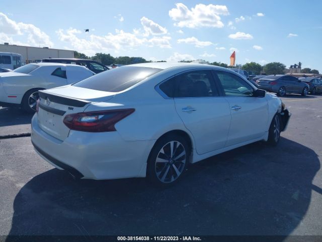 Photo 3 VIN: 1N4AL3AP5HC495126 - NISSAN ALTIMA 