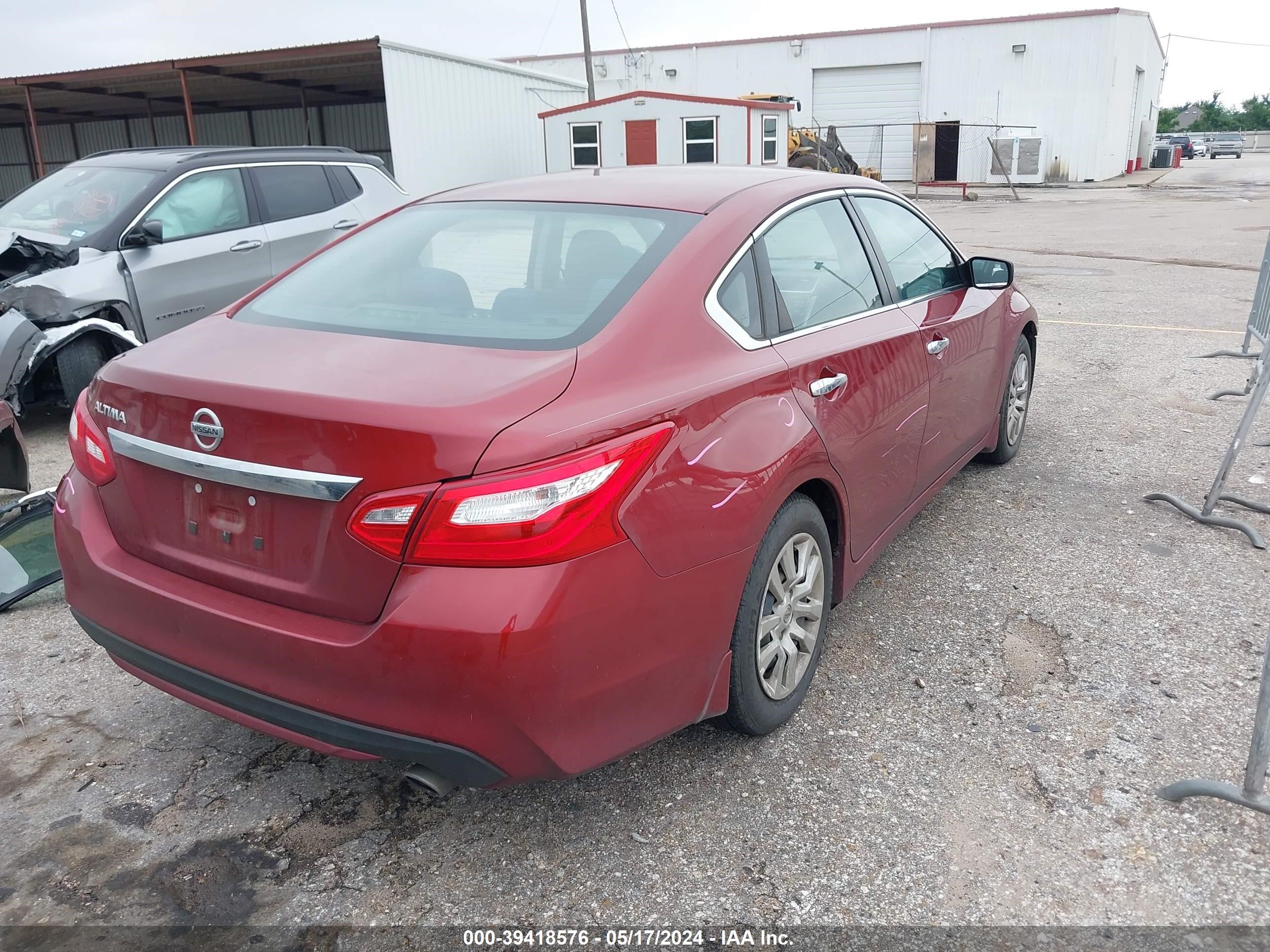 Photo 3 VIN: 1N4AL3AP5HN330794 - NISSAN ALTIMA 