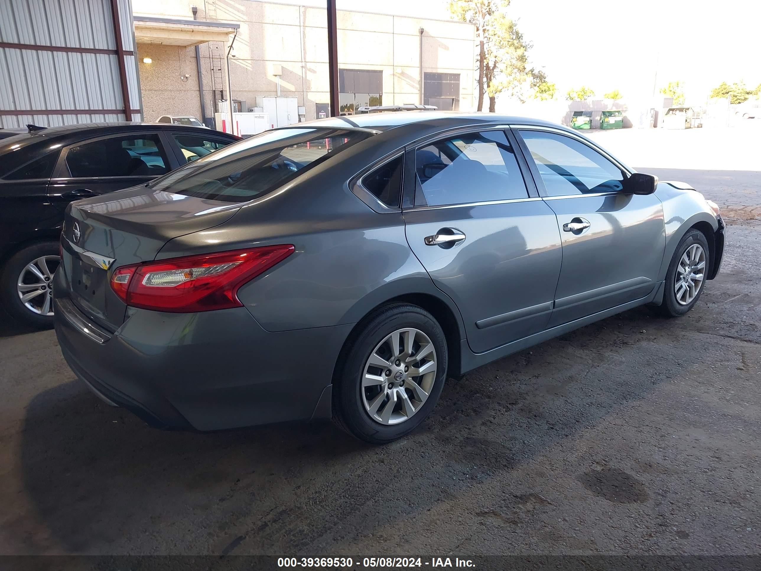 Photo 3 VIN: 1N4AL3AP5HN359647 - NISSAN ALTIMA 