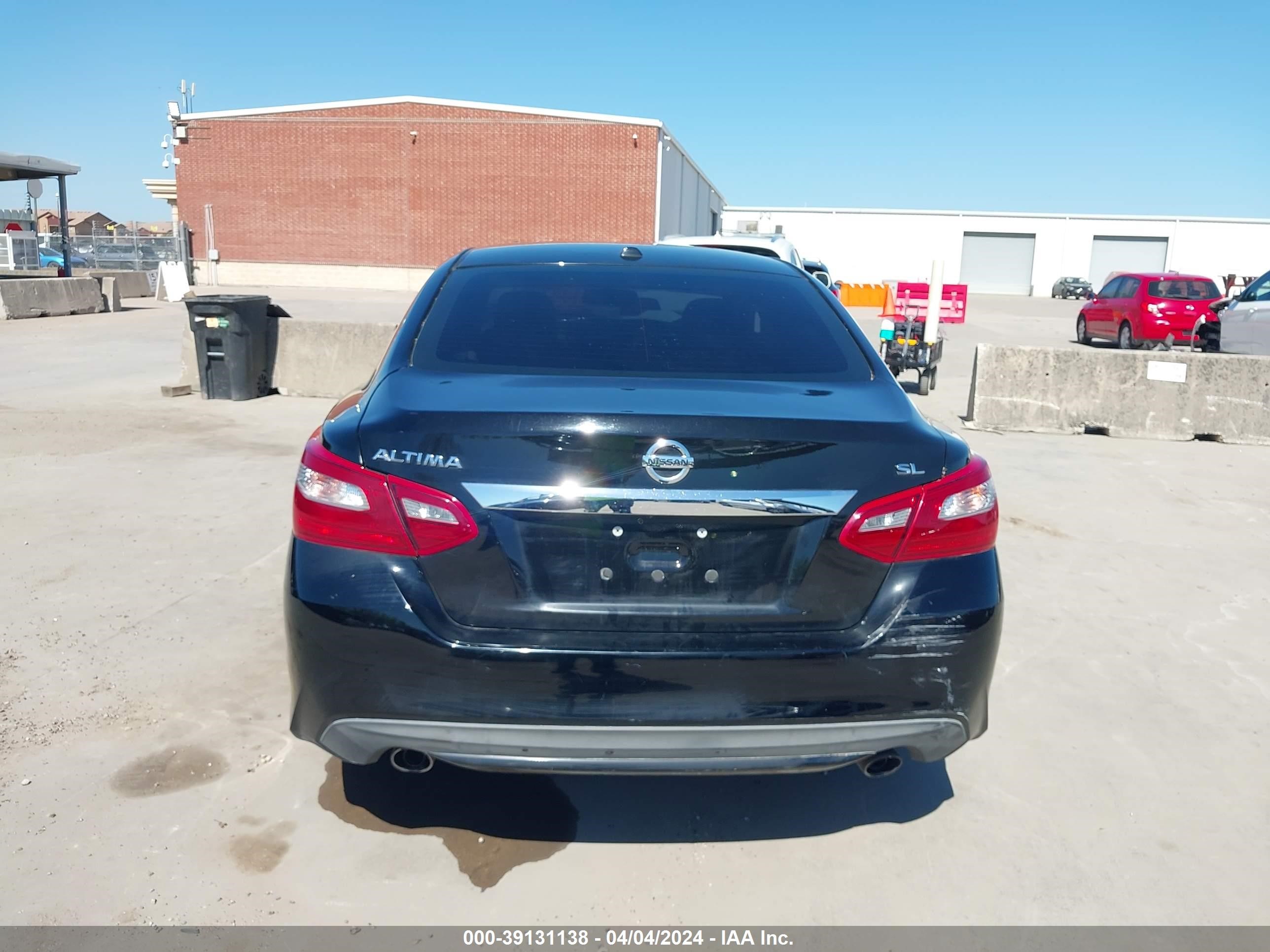 Photo 14 VIN: 1N4AL3AP5JC115837 - NISSAN ALTIMA 