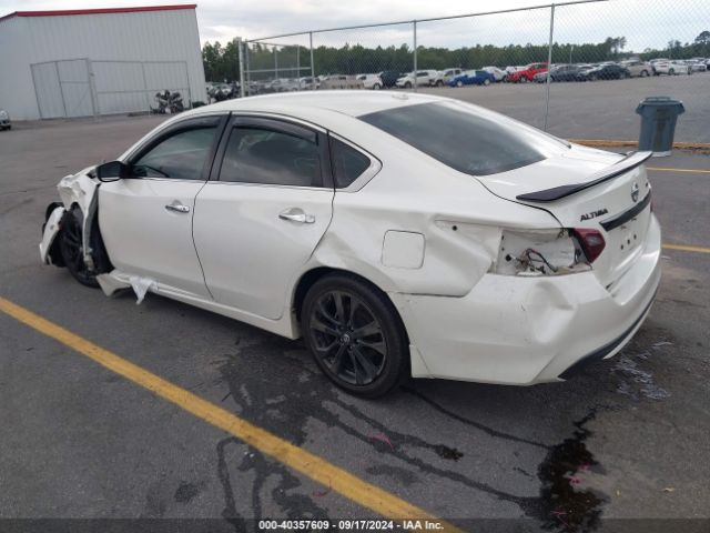 Photo 2 VIN: 1N4AL3AP5JC196094 - NISSAN ALTIMA 