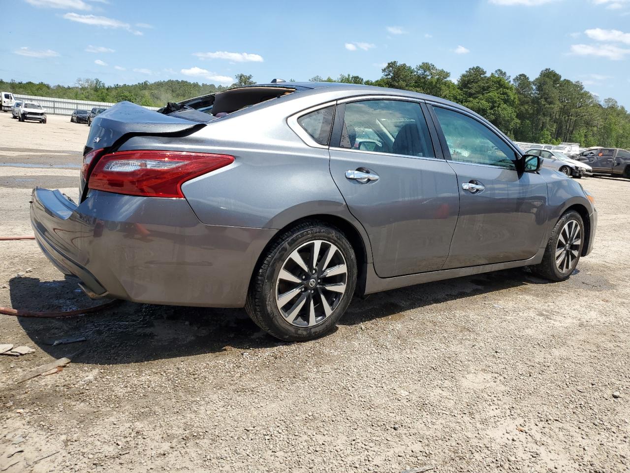 Photo 2 VIN: 1N4AL3AP5JC206090 - NISSAN ALTIMA 