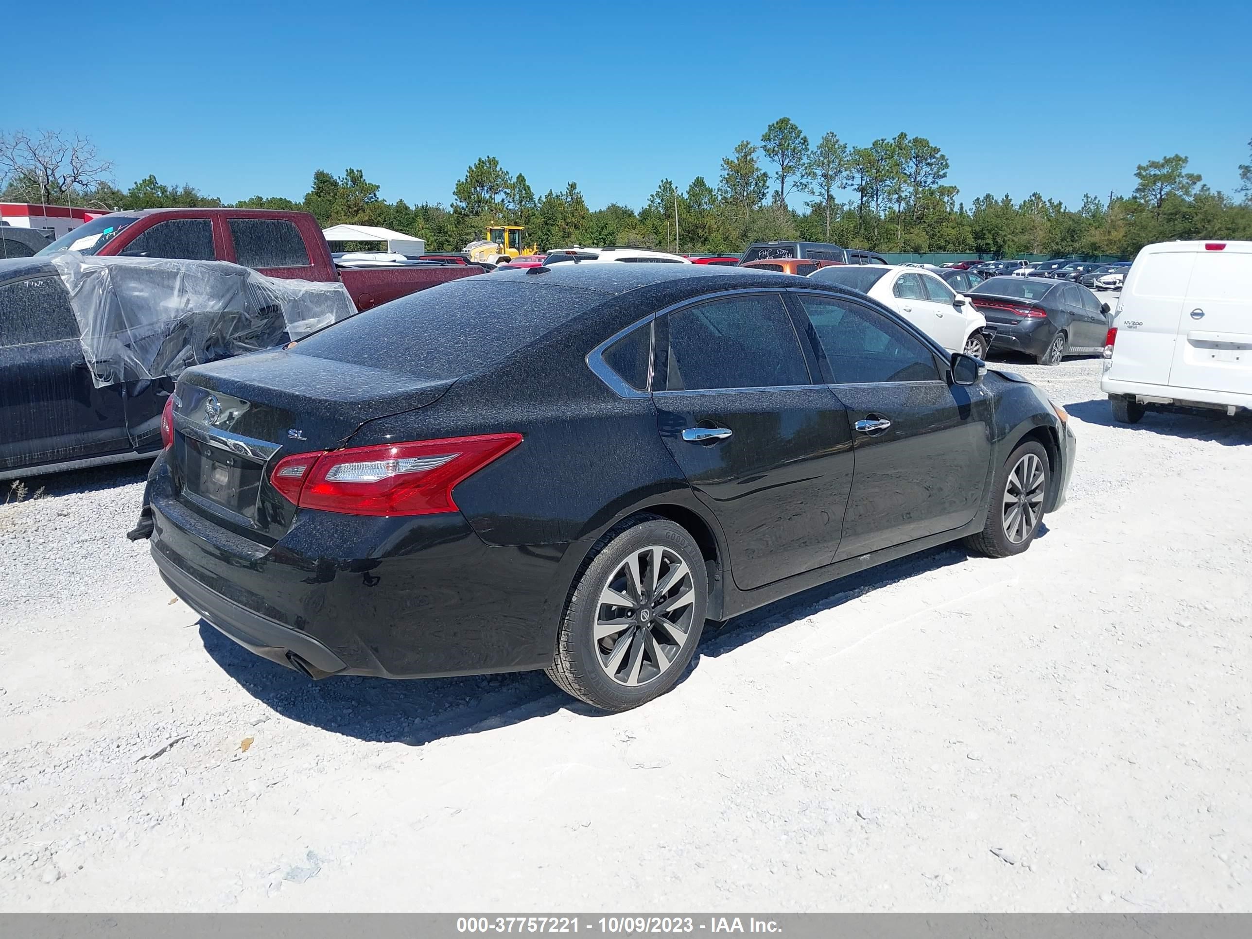 Photo 3 VIN: 1N4AL3AP5JC229403 - NISSAN ALTIMA 