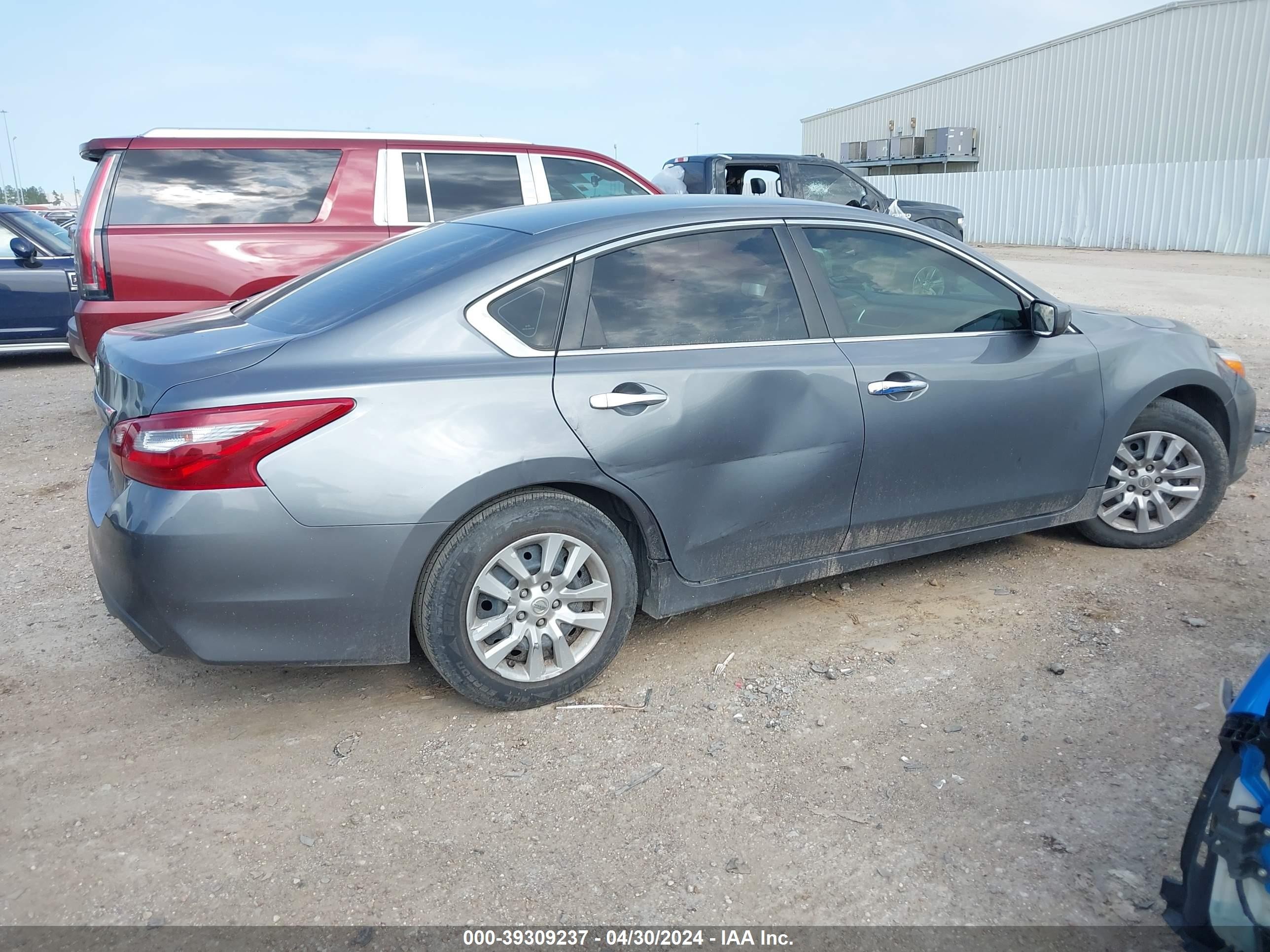 Photo 13 VIN: 1N4AL3AP5JC238280 - NISSAN ALTIMA 