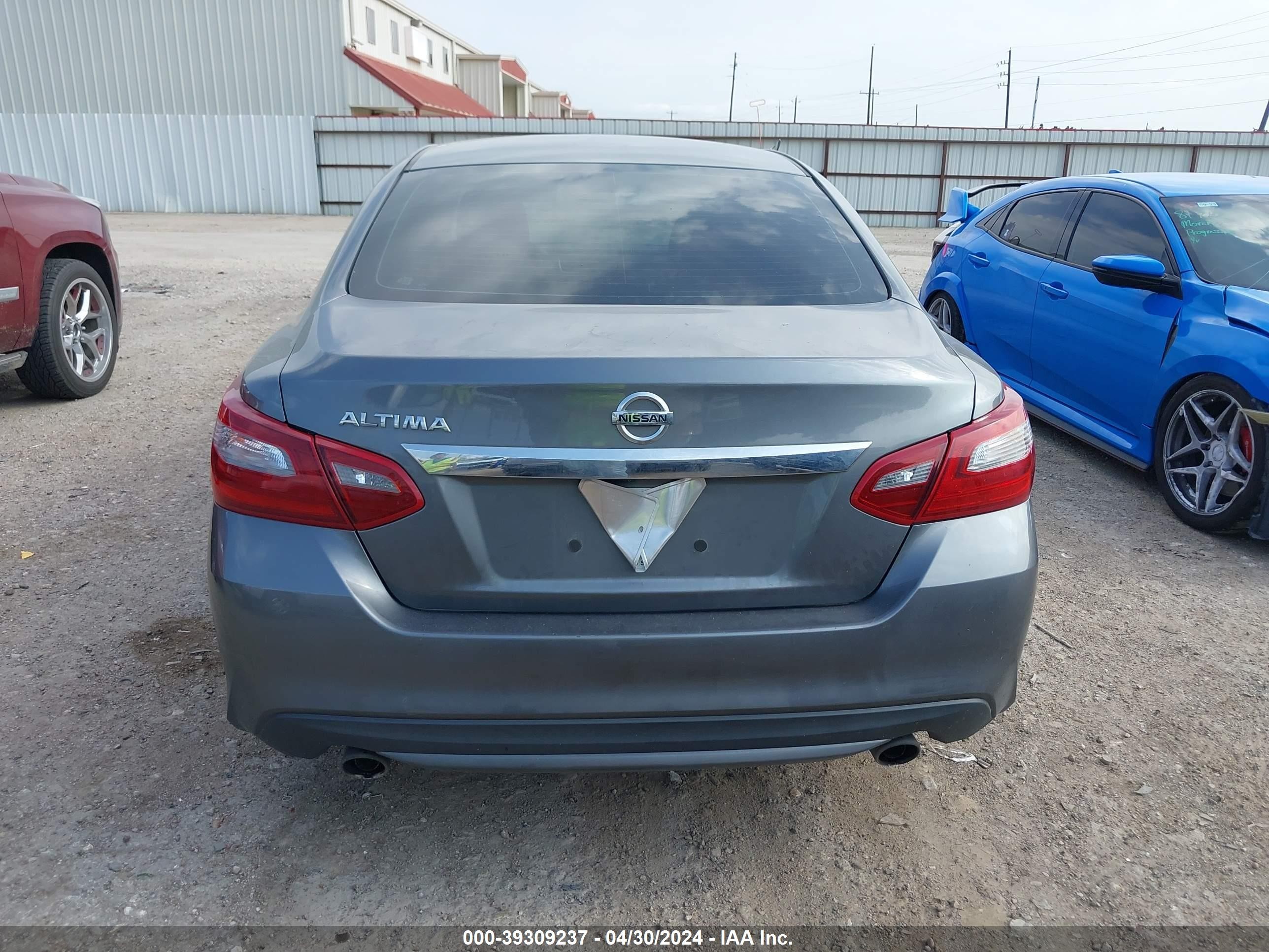 Photo 16 VIN: 1N4AL3AP5JC238280 - NISSAN ALTIMA 