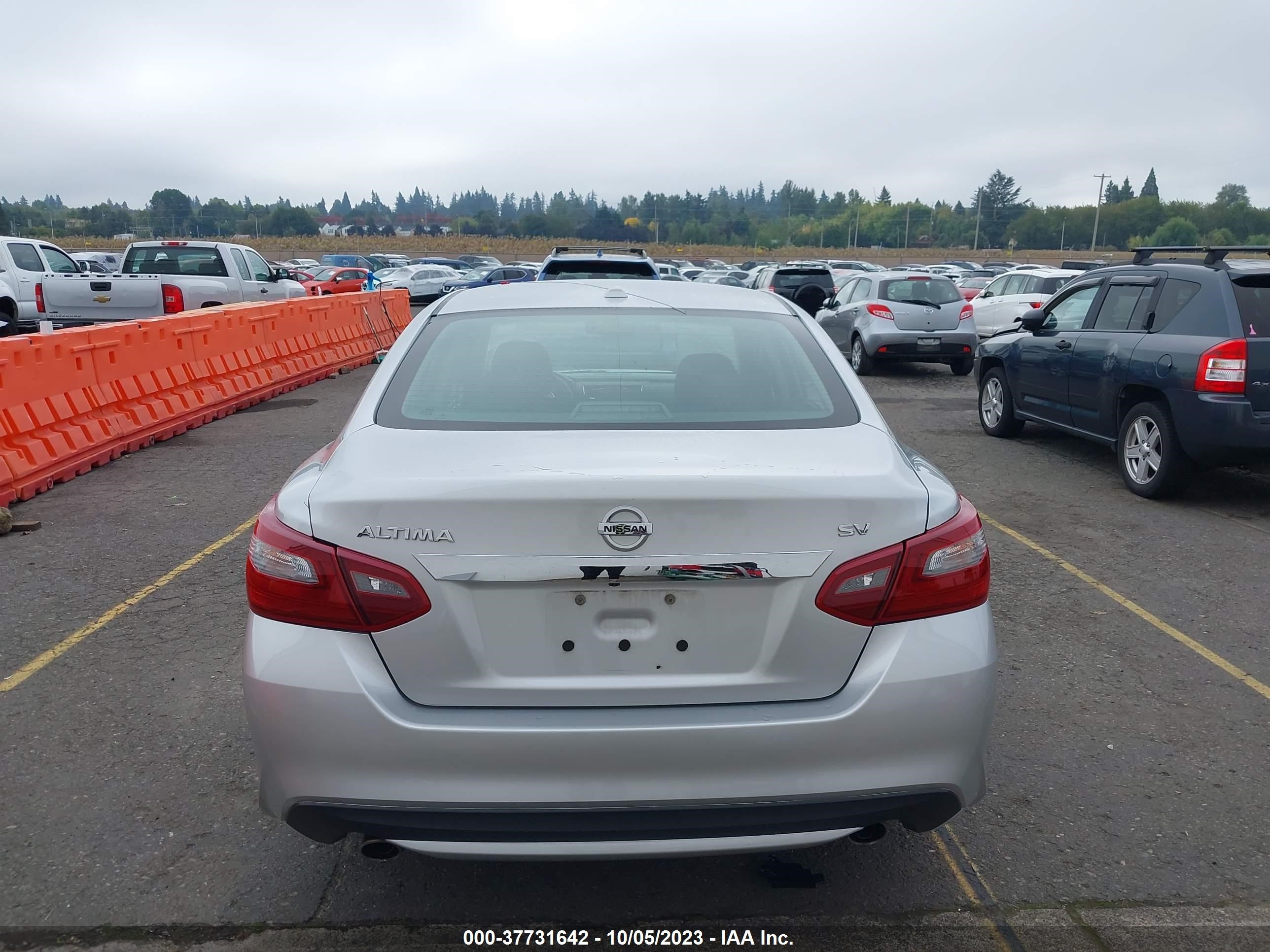 Photo 15 VIN: 1N4AL3AP5JC260764 - NISSAN ALTIMA 