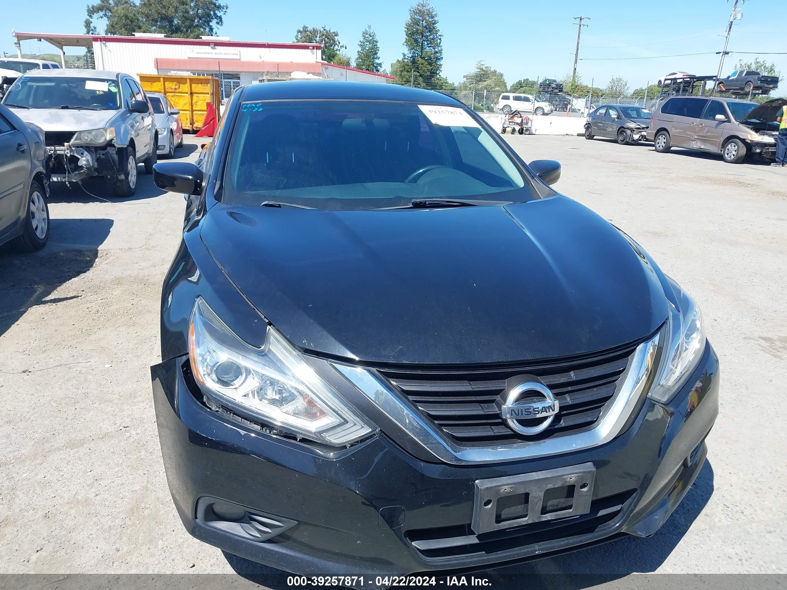 Photo 11 VIN: 1N4AL3AP5JC274132 - NISSAN ALTIMA 