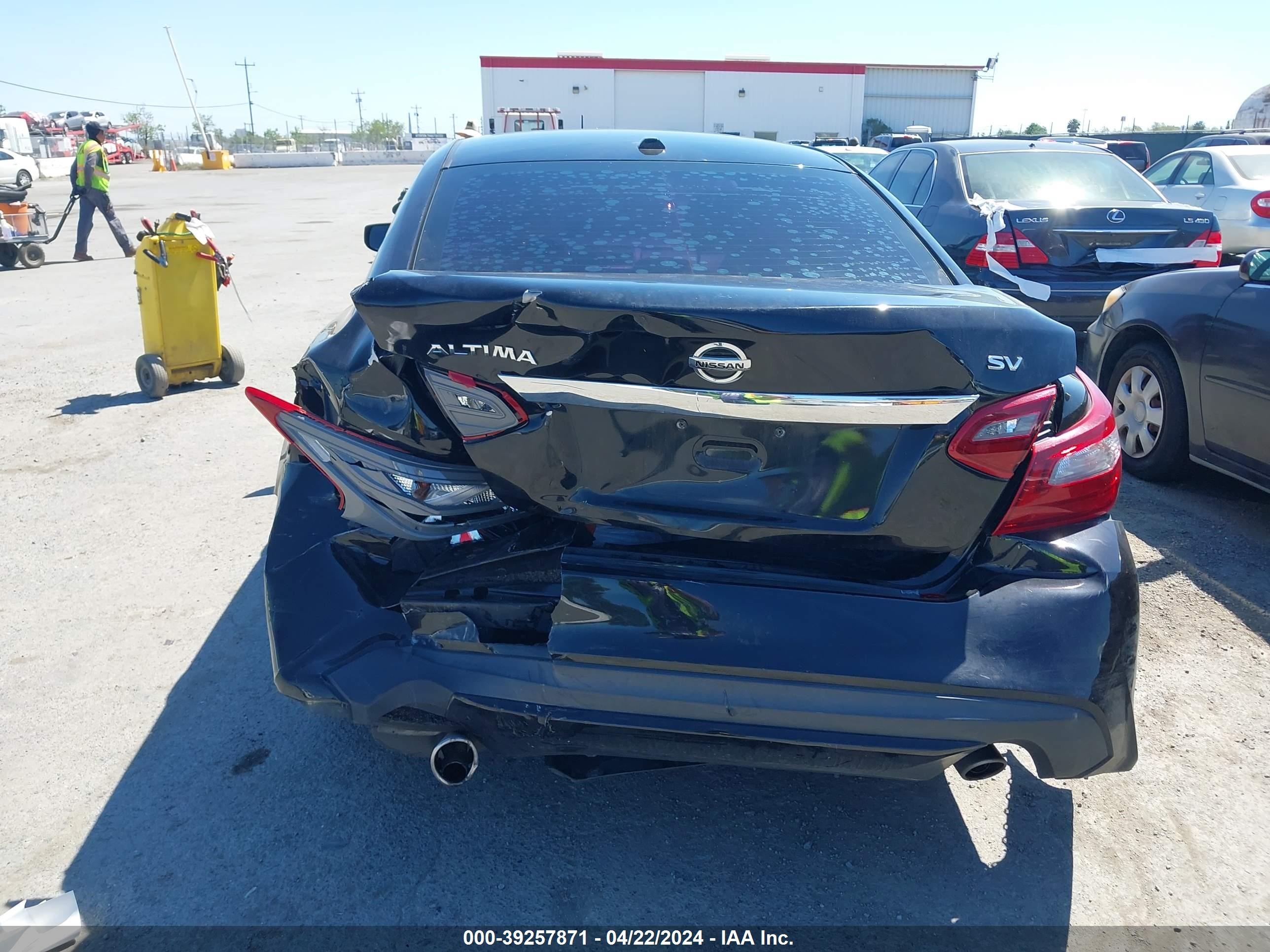 Photo 15 VIN: 1N4AL3AP5JC274132 - NISSAN ALTIMA 