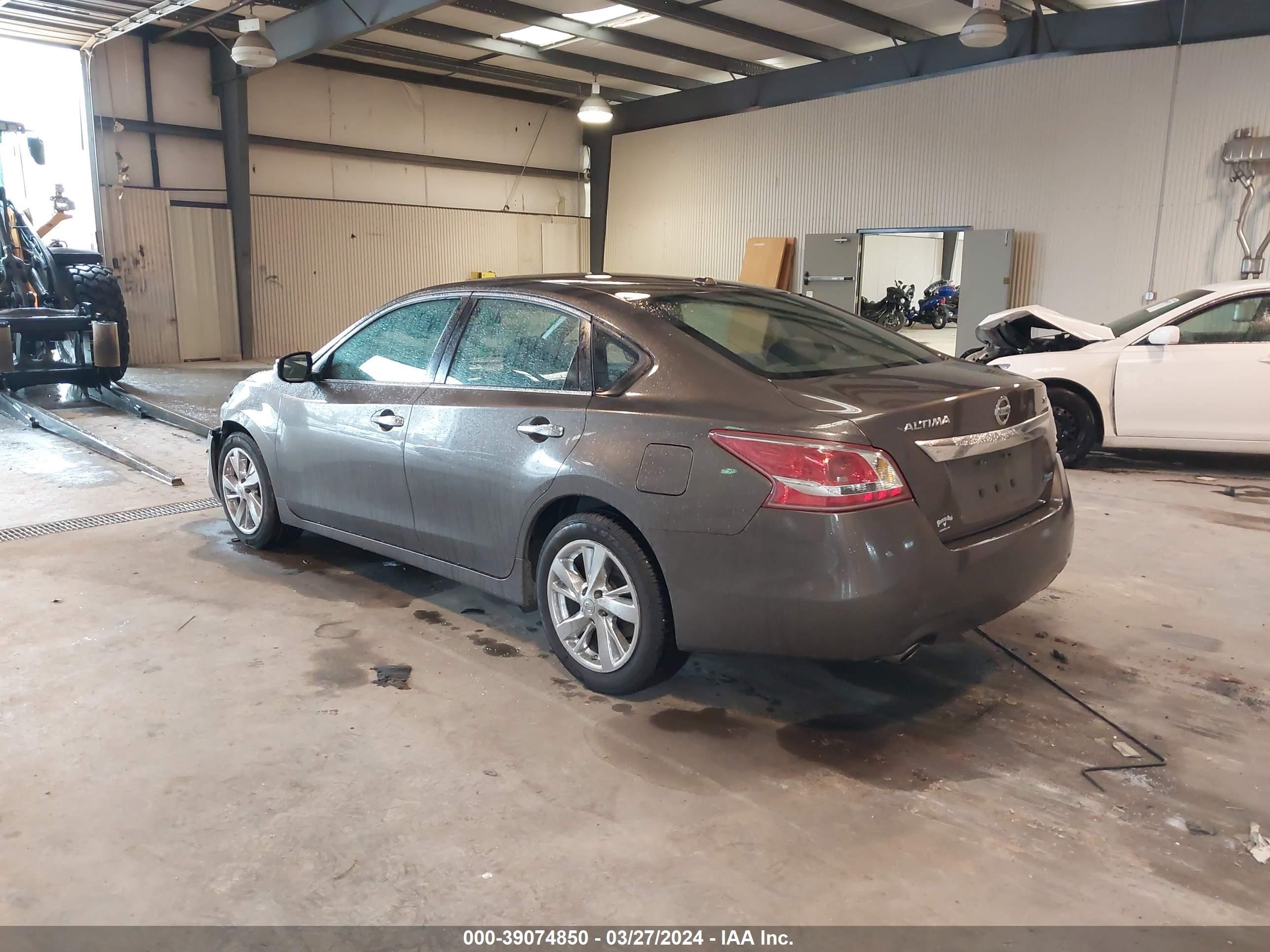 Photo 2 VIN: 1N4AL3AP6DC115172 - NISSAN ALTIMA 