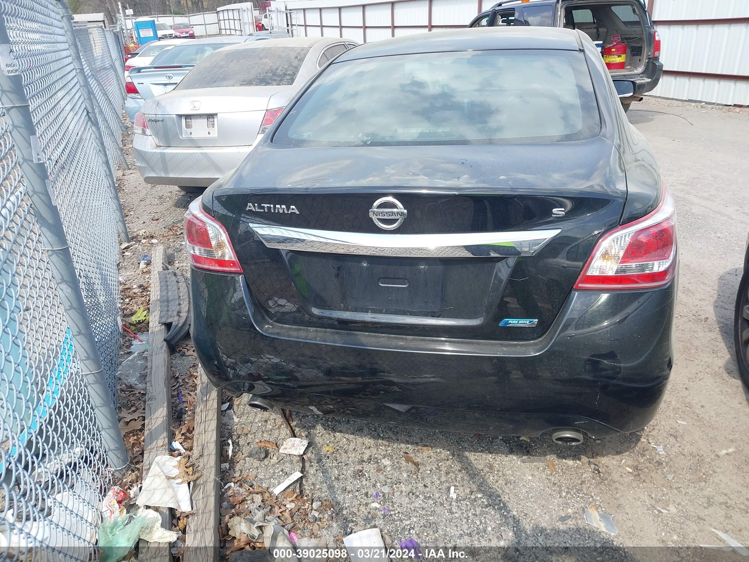 Photo 2 VIN: 1N4AL3AP6DC135311 - NISSAN ALTIMA 