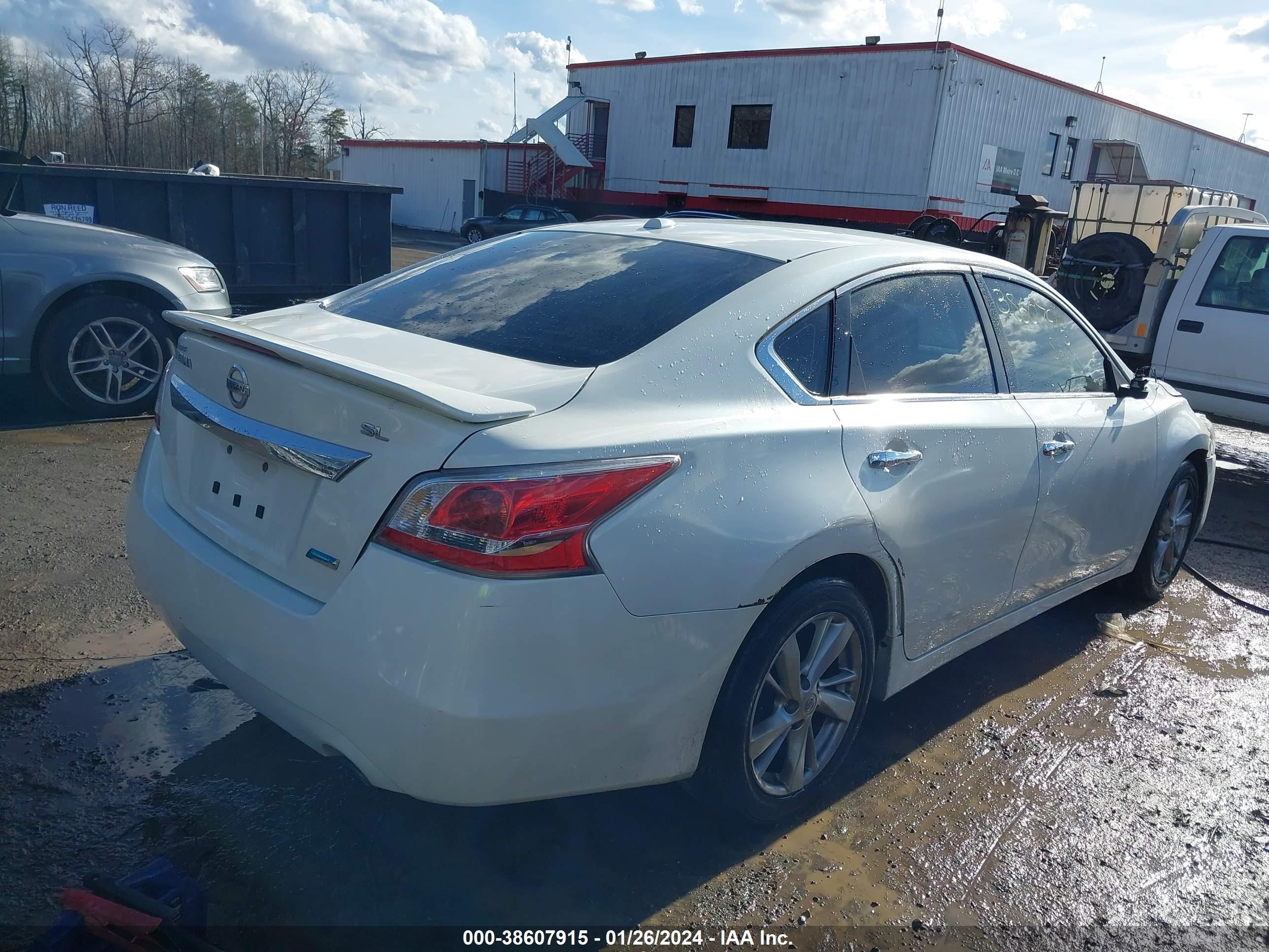 Photo 3 VIN: 1N4AL3AP6DC231679 - NISSAN ALTIMA 