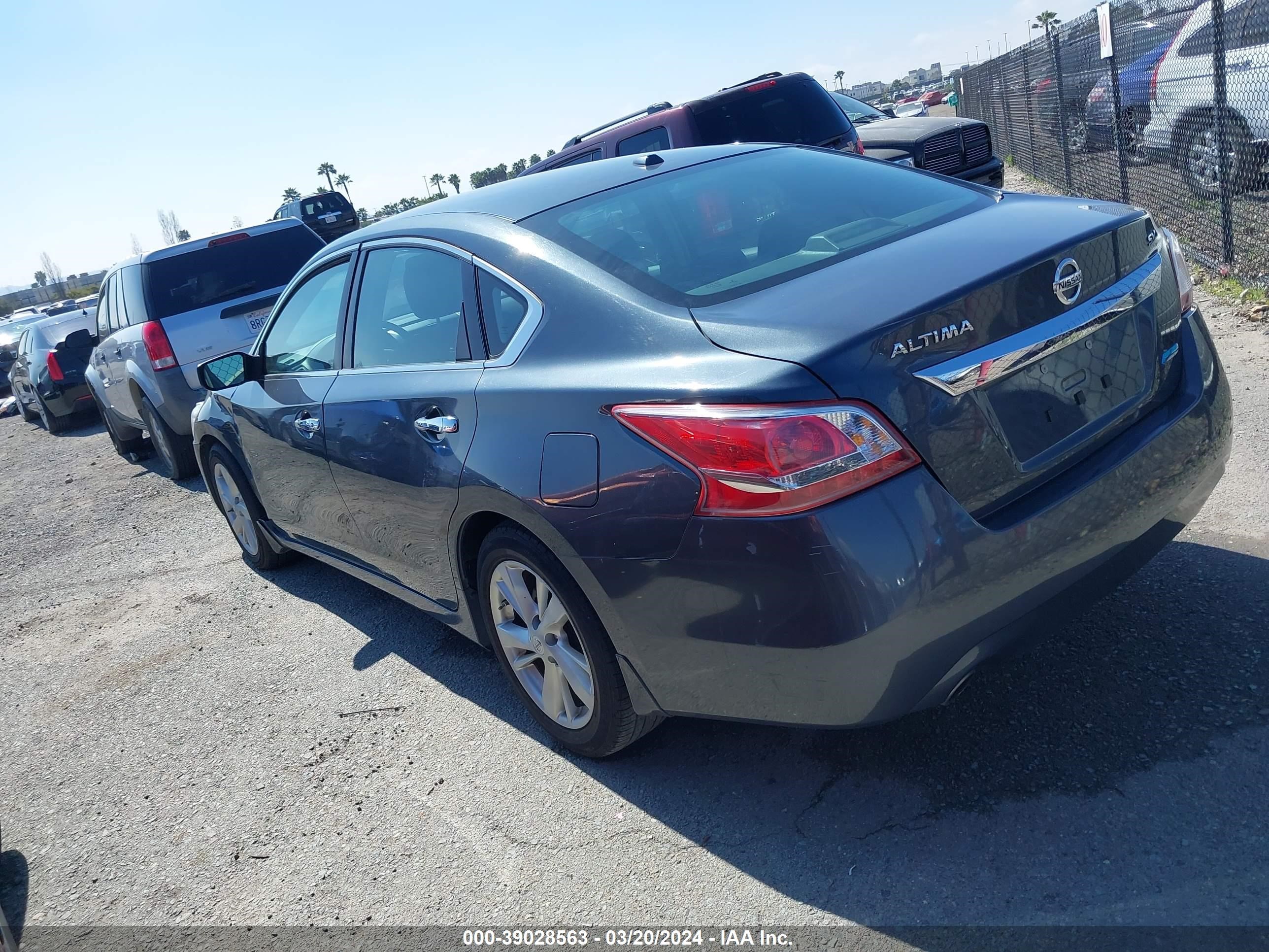 Photo 2 VIN: 1N4AL3AP6DN462750 - NISSAN ALTIMA 