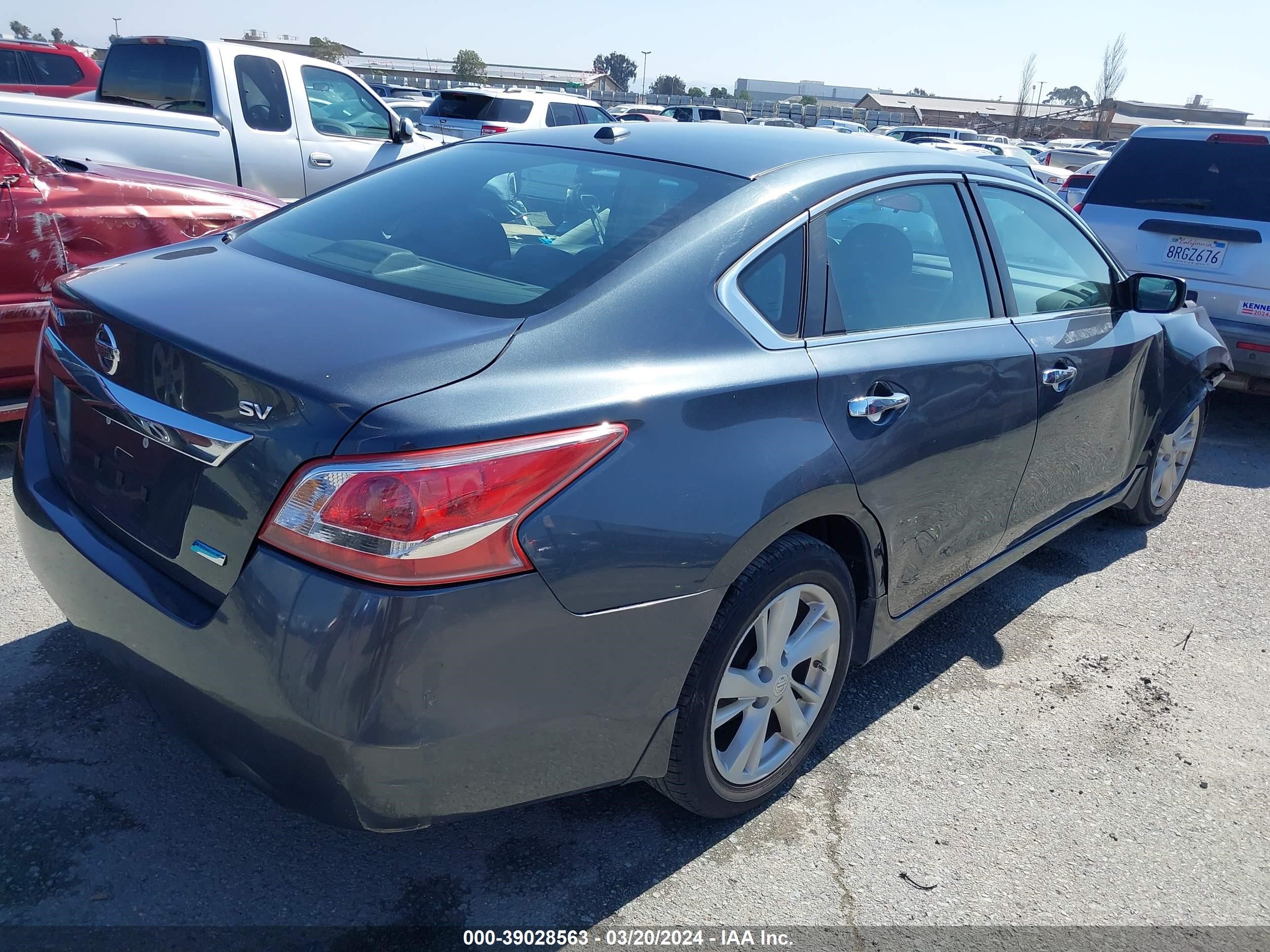 Photo 3 VIN: 1N4AL3AP6DN462750 - NISSAN ALTIMA 