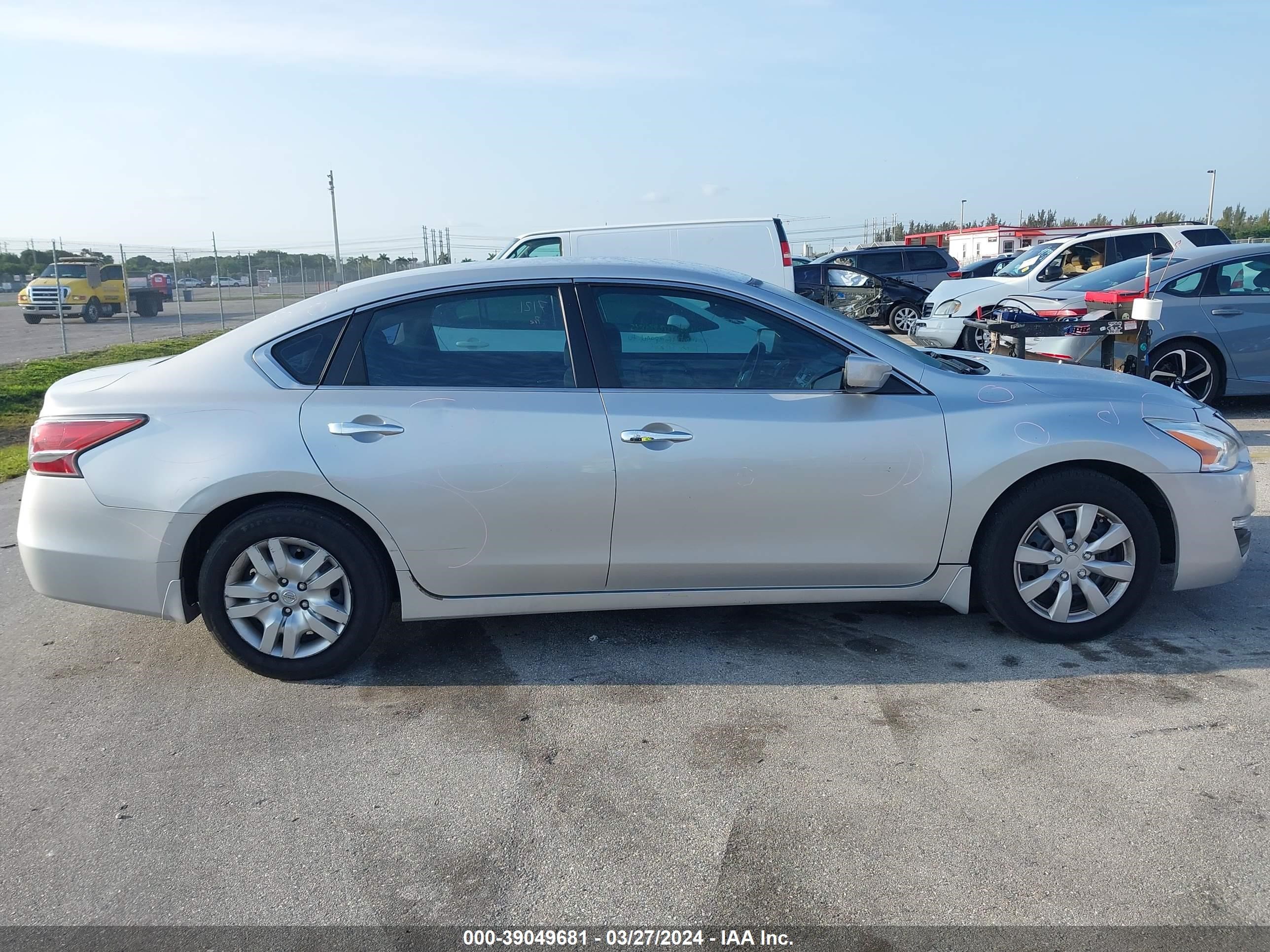 Photo 13 VIN: 1N4AL3AP6EC138825 - NISSAN ALTIMA 