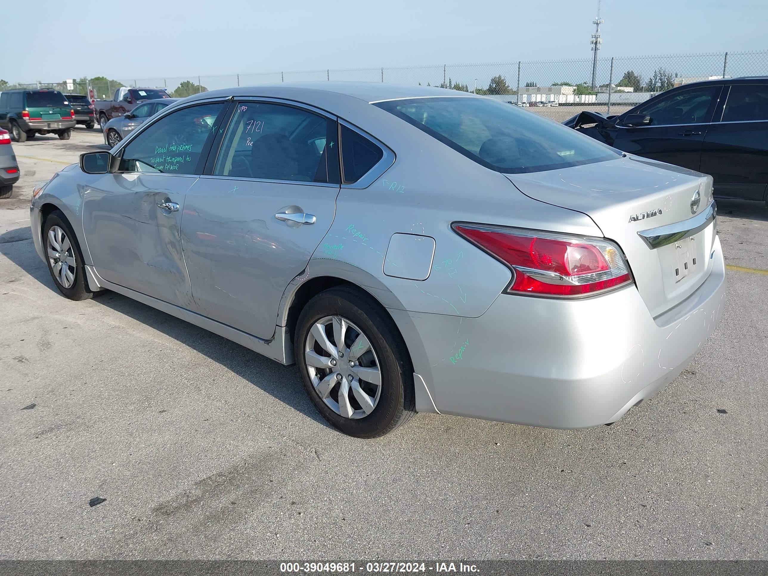 Photo 2 VIN: 1N4AL3AP6EC138825 - NISSAN ALTIMA 