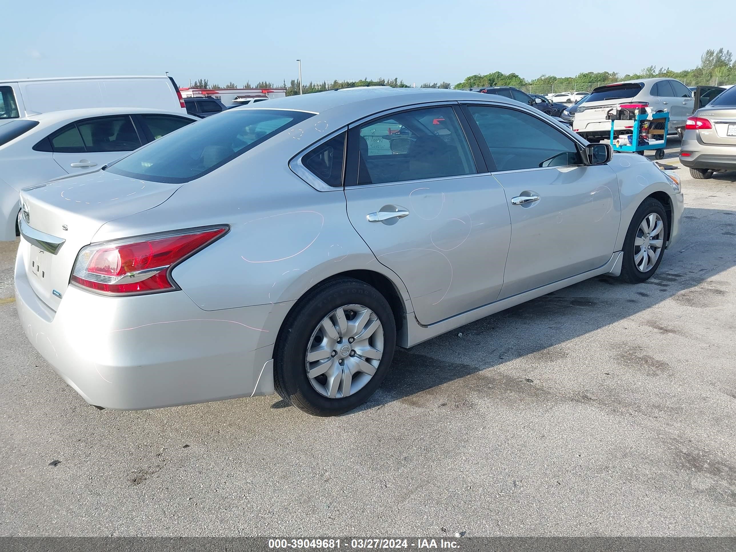 Photo 3 VIN: 1N4AL3AP6EC138825 - NISSAN ALTIMA 