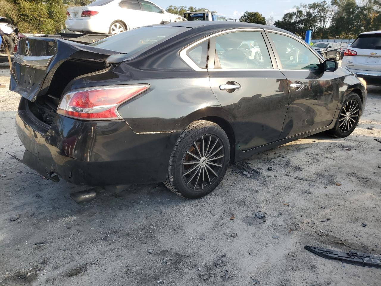 Photo 2 VIN: 1N4AL3AP6FC212617 - NISSAN ALTIMA 